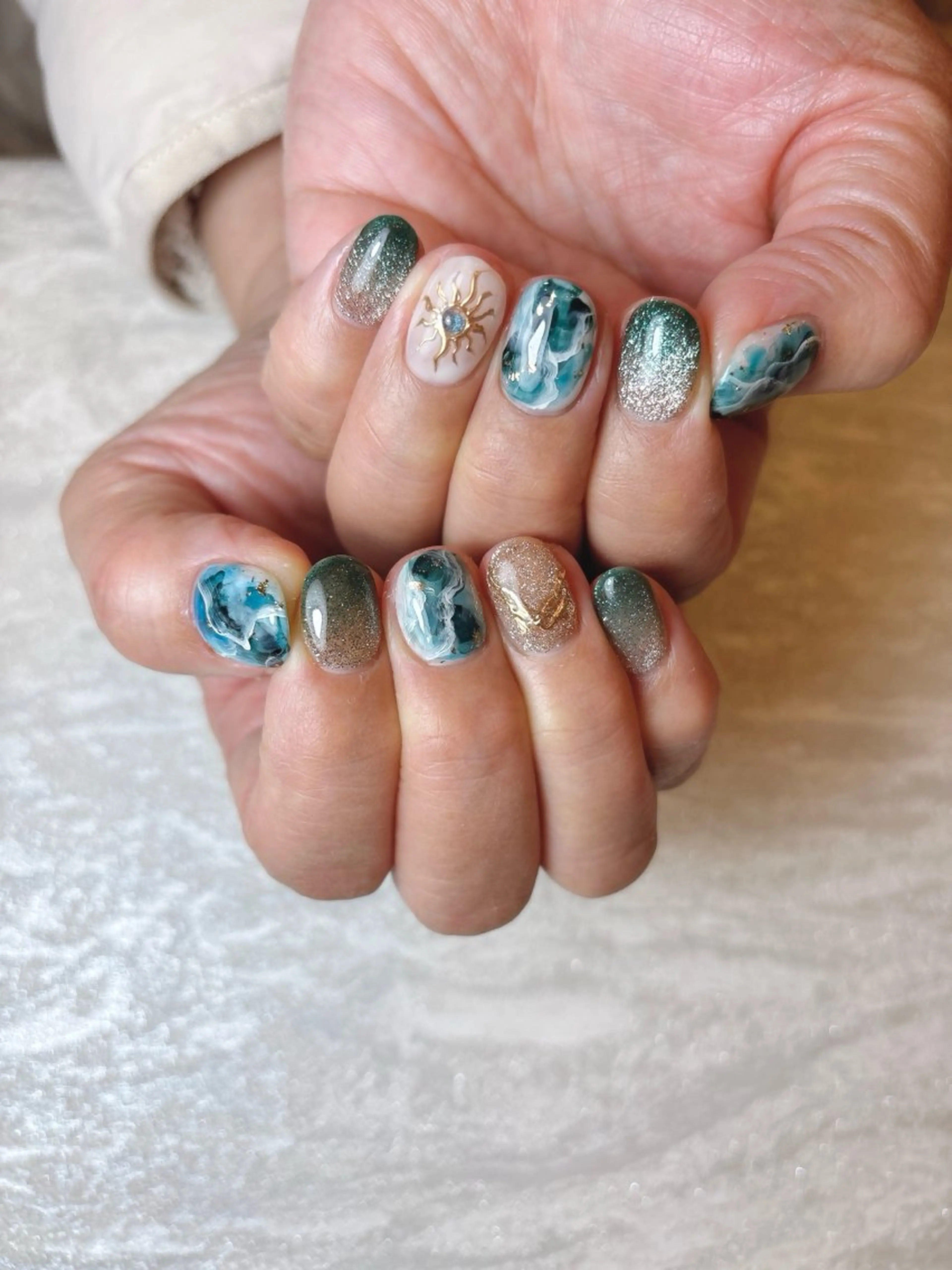 ネイル ハンドネイル Radia bykaonailsのネイルデザイン