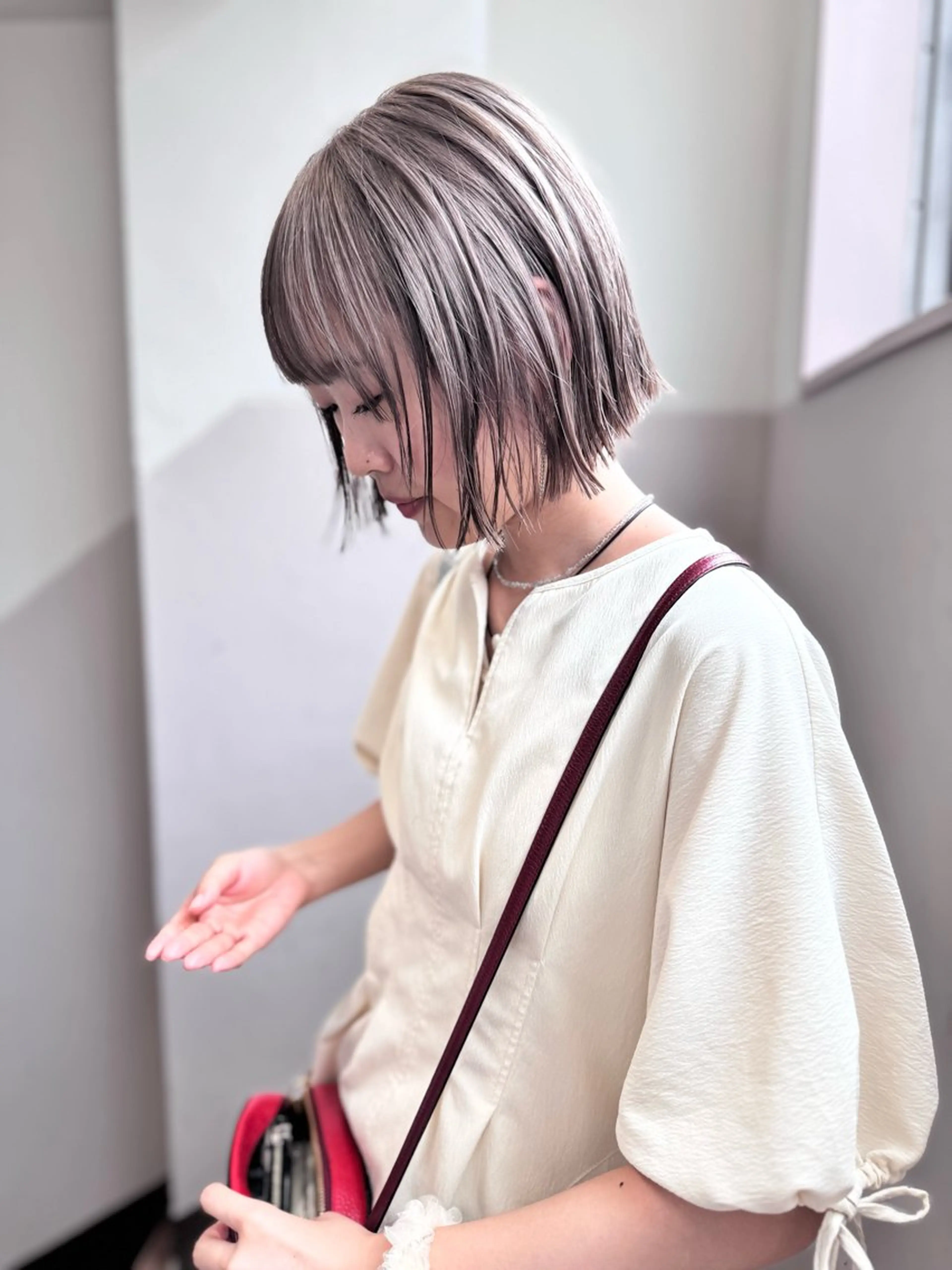 ミディアム カラー オカモト ミユウのヘアスタイル