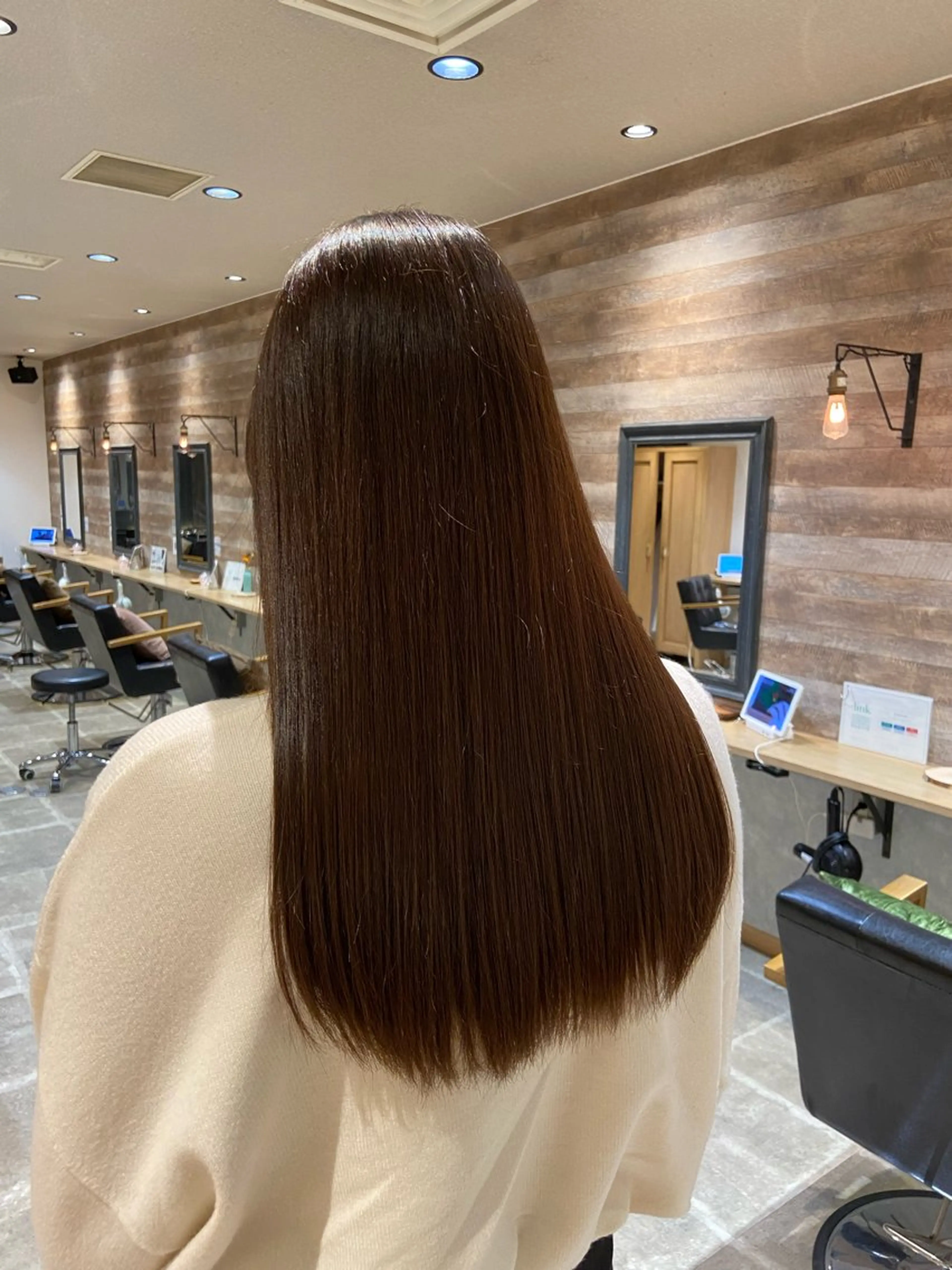 髪質改善ストレート＋カット＋3ステップトリートメント👩🏻✨の写真