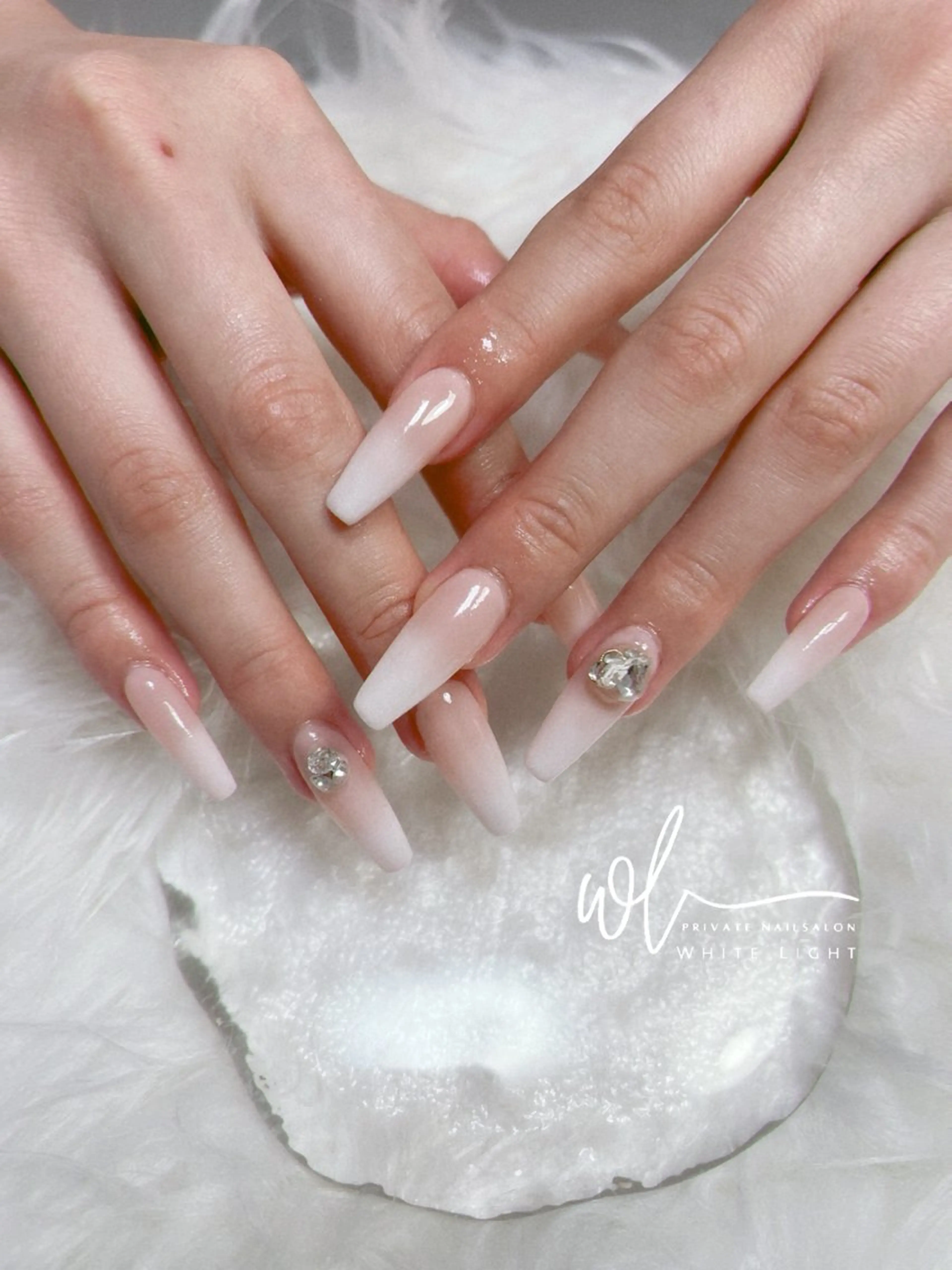 ネイル プライベートサロン WhiteLightのネイルデザイン