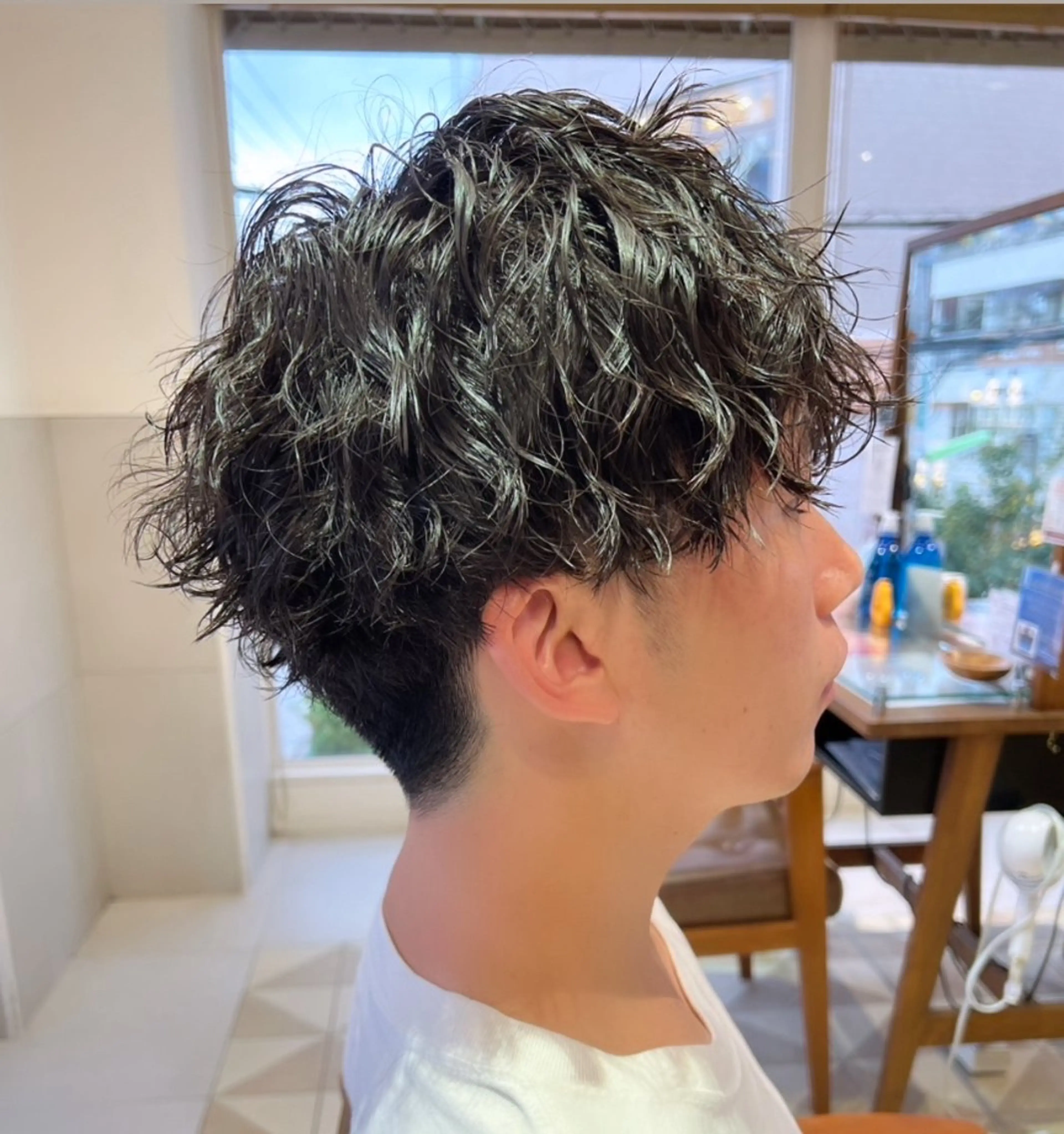 パーマ メンズ 吉水 彩乃 /ボブ/艶感カラーのヘアスタイル