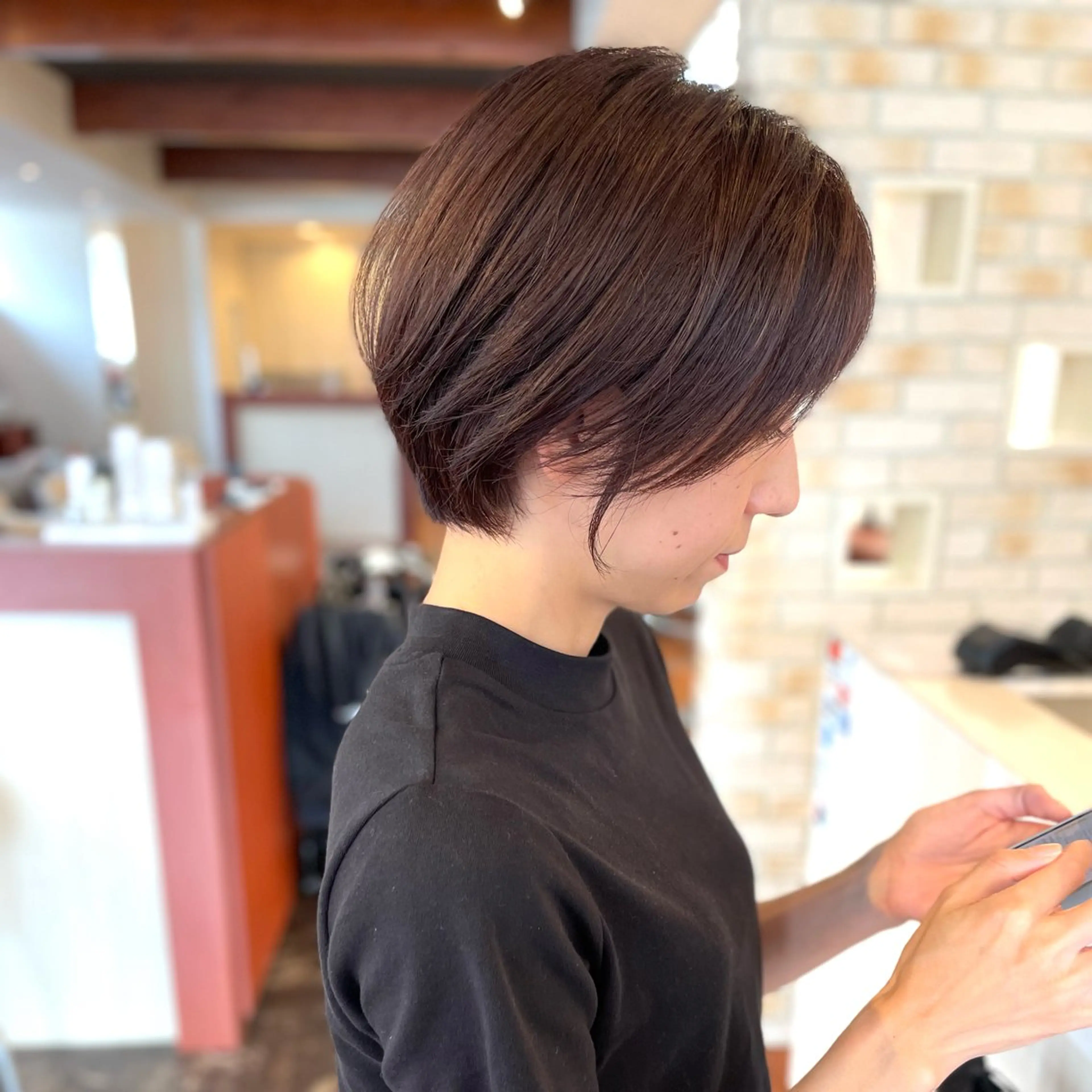 ショート ショートボブ 丸みショート ボブ ショートヘア カット トリートメント 【シクネ】ユウダイ お顔まわりカット💎のヘアスタイル