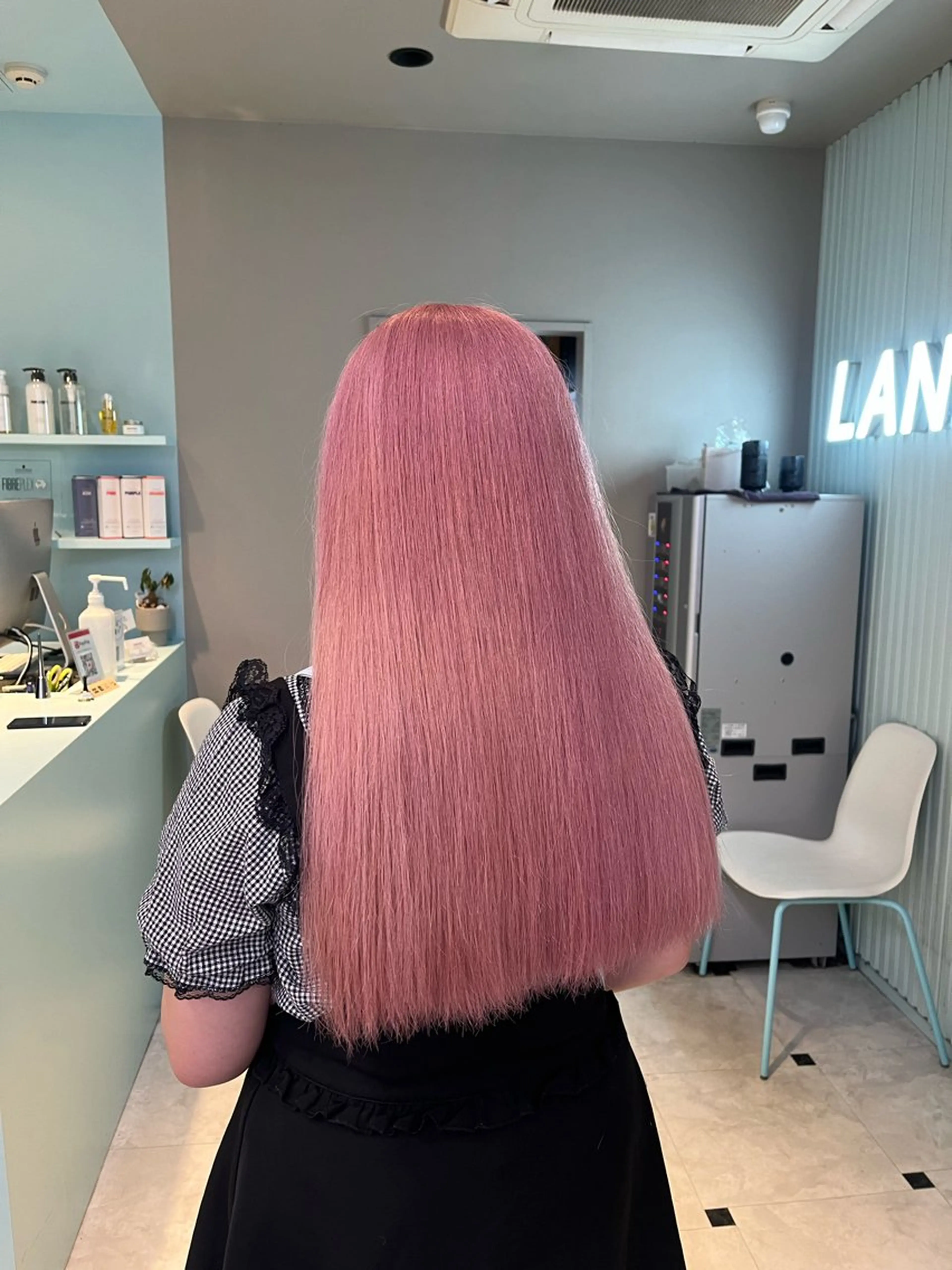 ロング カラー ヘアカラー ブリーチカラー 🩵MIZUKIのヘアスタイル