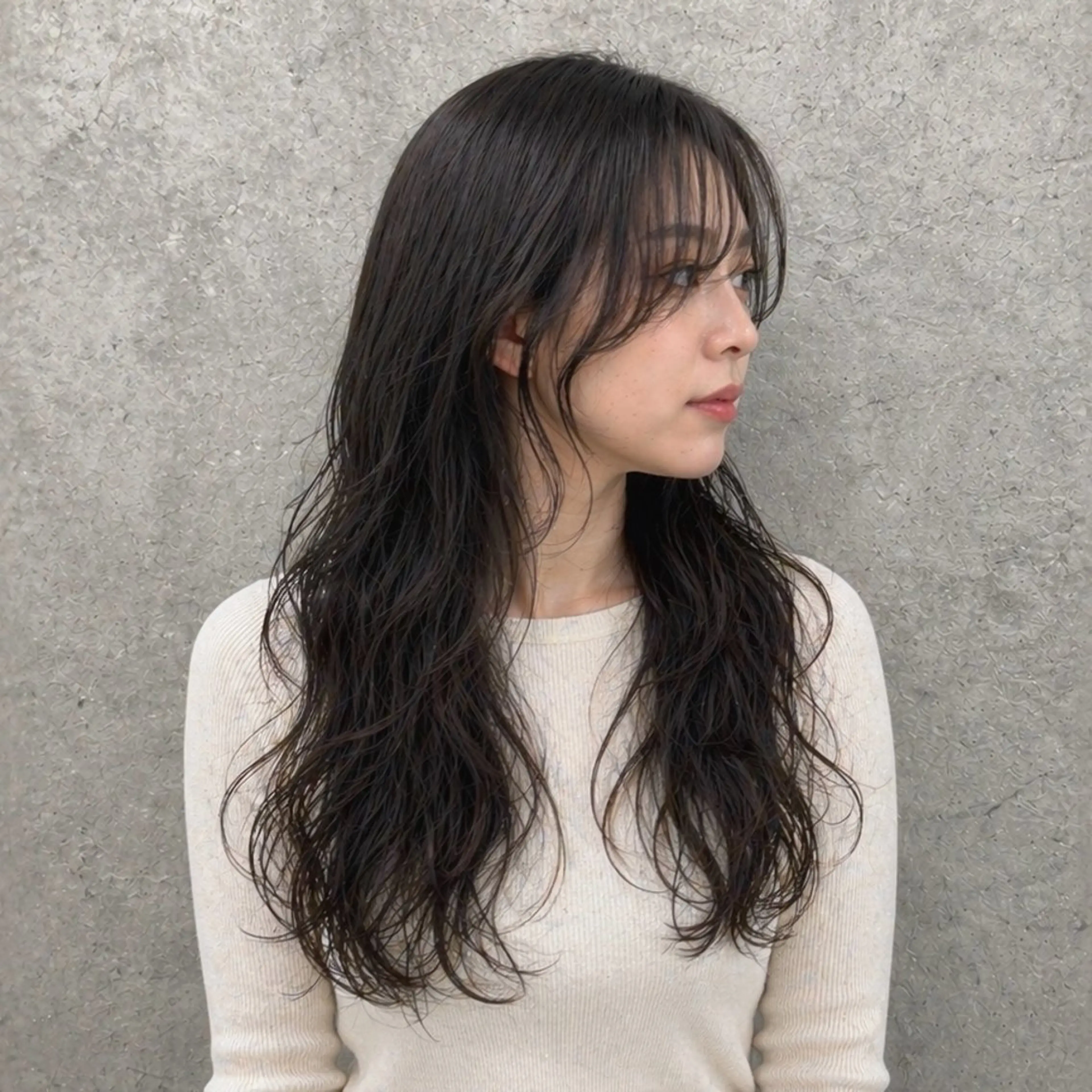 ロング パーマ カット パーマ 小島 咲音/艶カラー /レイヤー/縮毛矯正のヘアスタイル