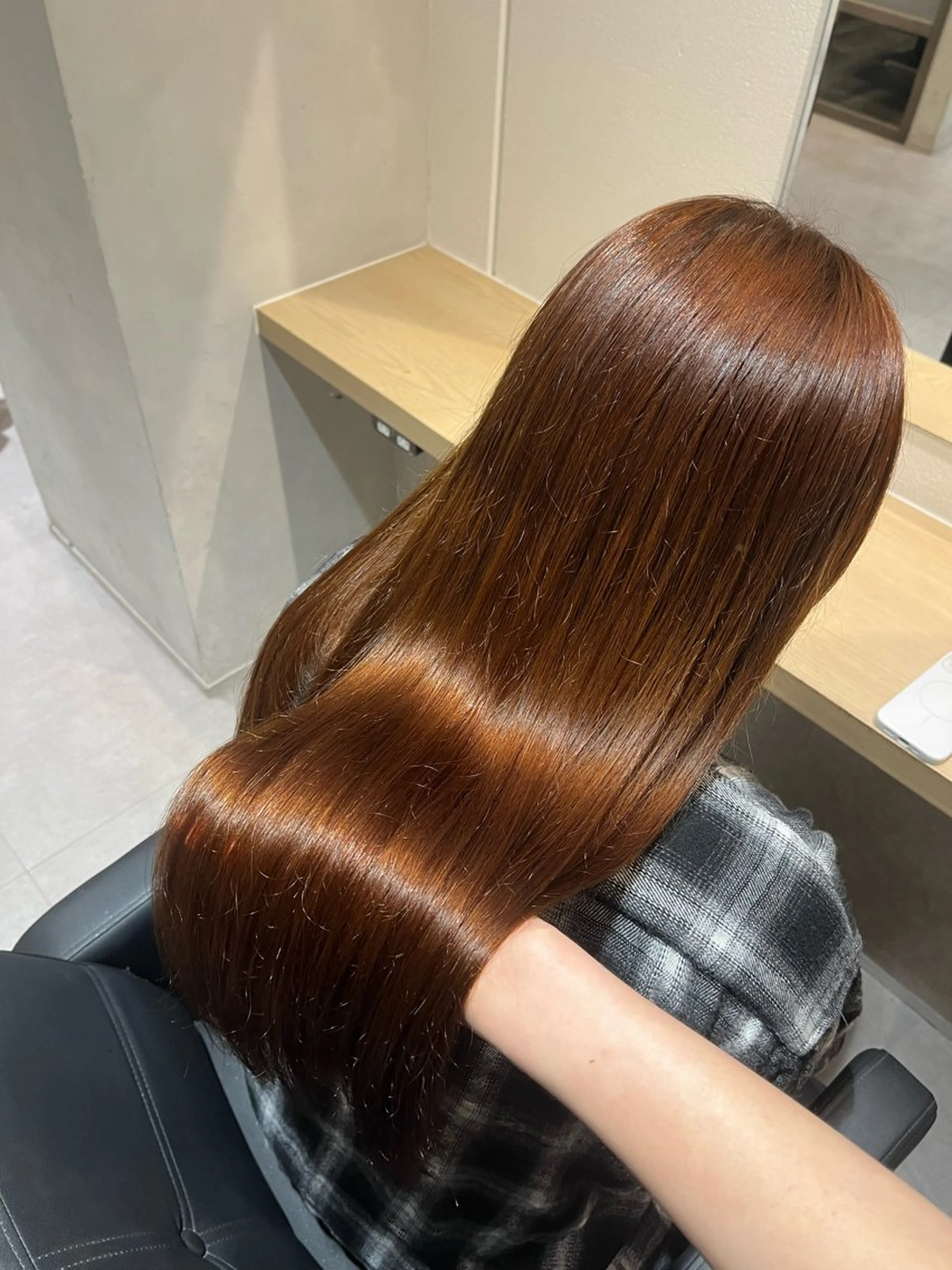 カラー ブラウンカラー オレンジ オレンジブラウン ヘアカラー やまもと ここのヘアスタイル