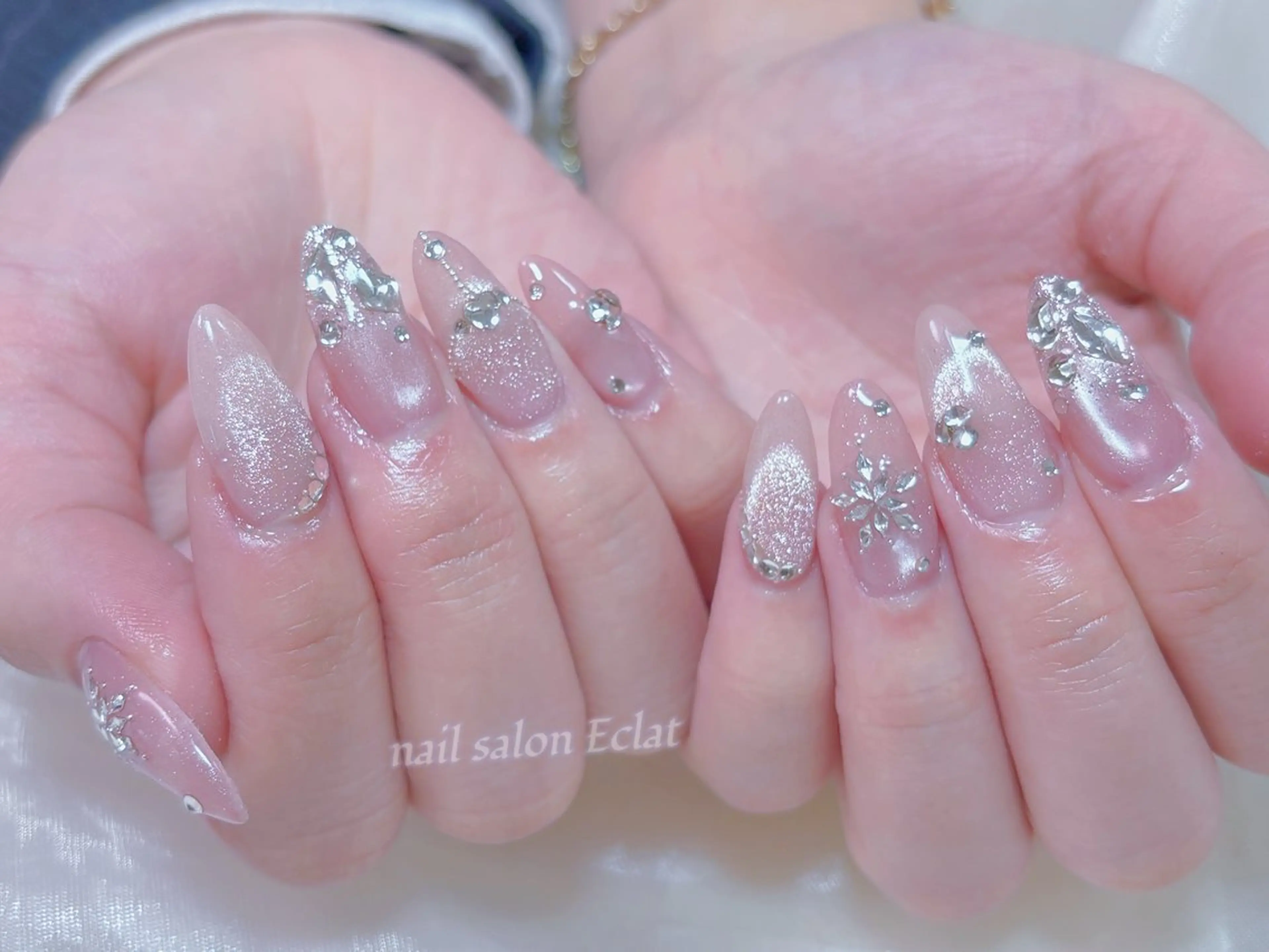 ネイル ネイルサロンエクラ 🫧Shizukaのネイルデザイン