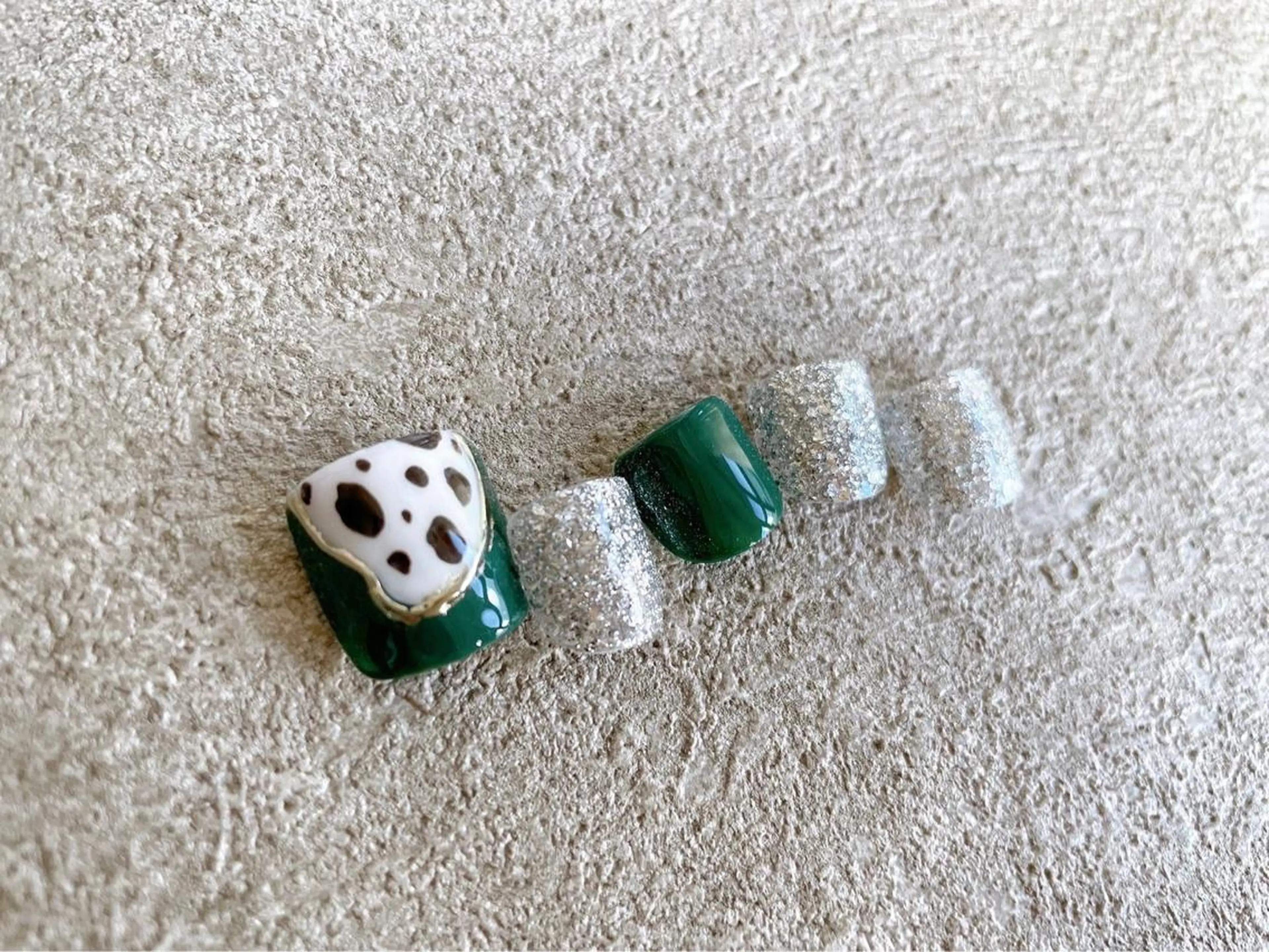 ネイル フットネイル mogunail &blowのネイルデザイン