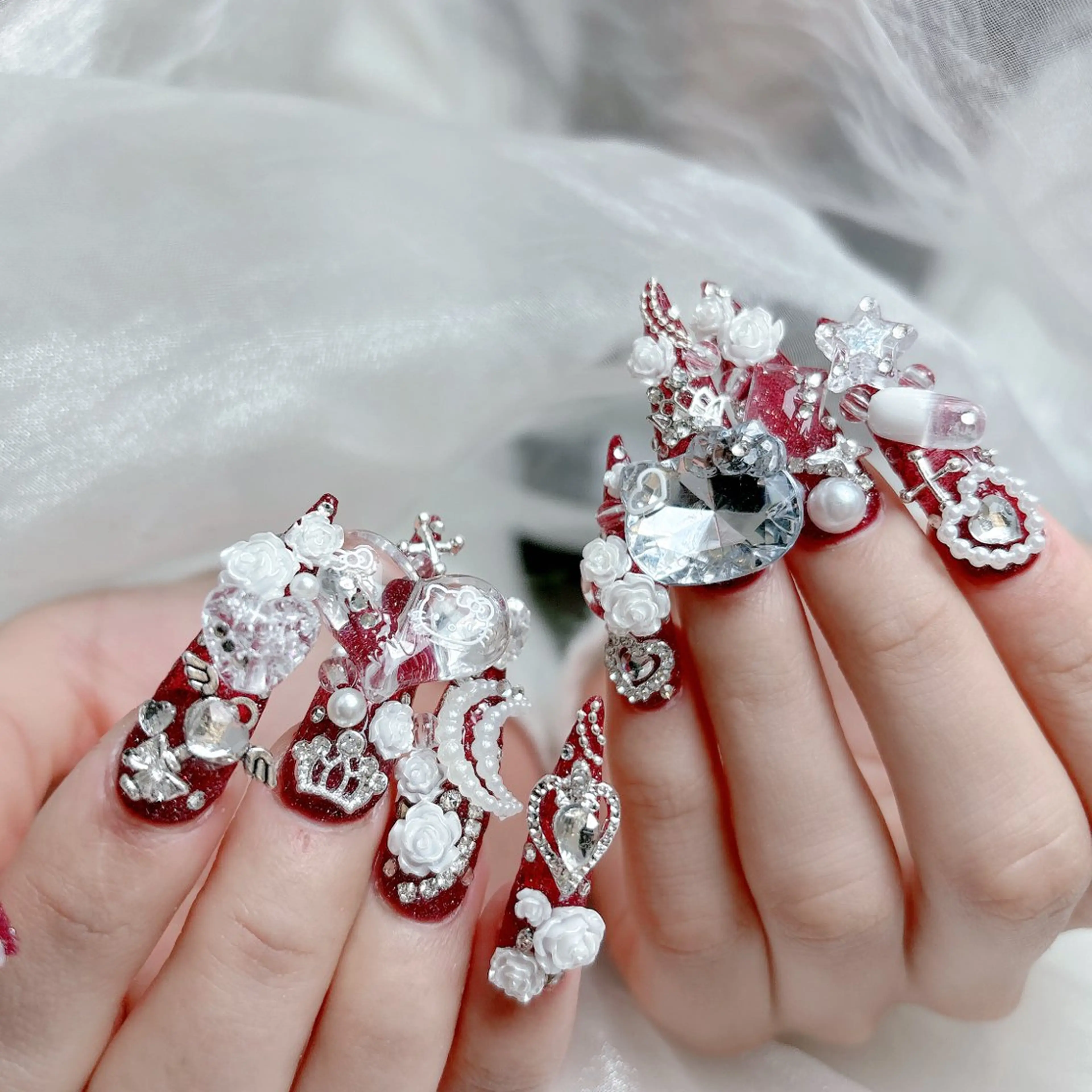 ネイル 成人式 キラキラネイル 大理石ネイル(マーブル) スカルプネイル 夏ネイル ハンドネイル MoMoA Nail ネイル長さ出し専門店のネイルデザイン