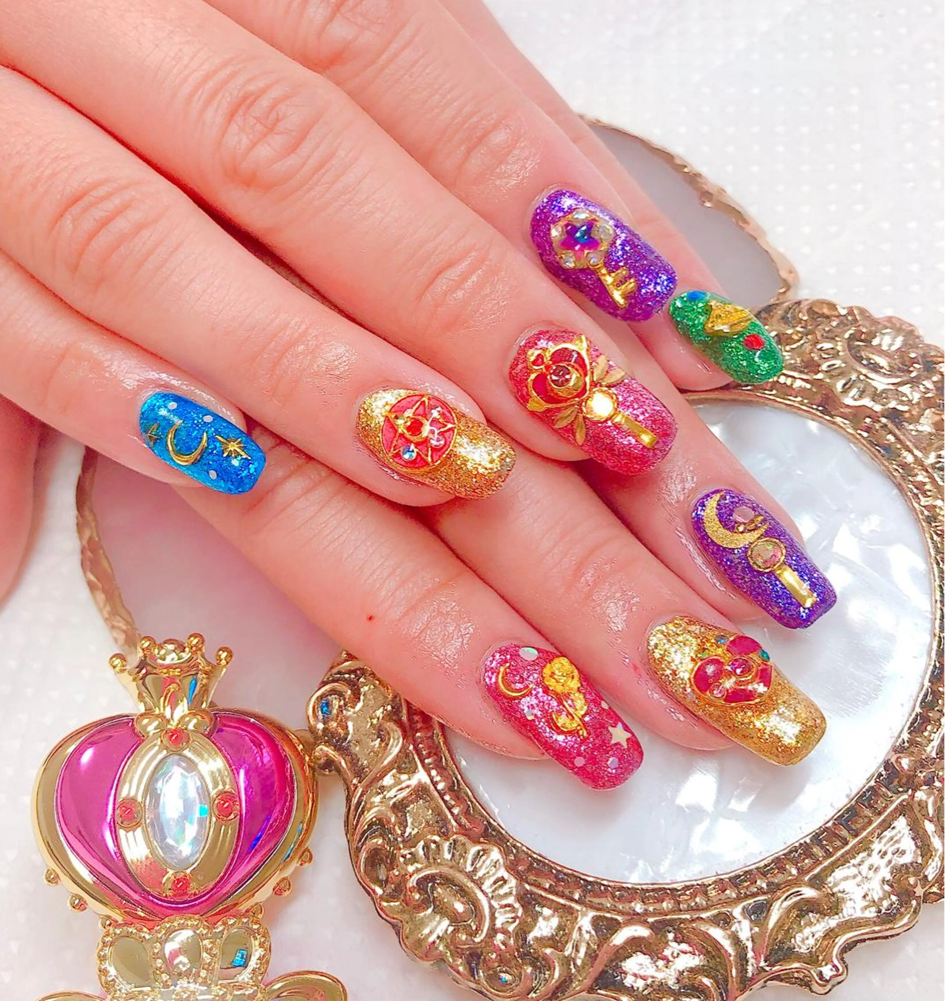 ネイル アートネイル 持ち込み CROWN プライベートサロンのネイルデザイン