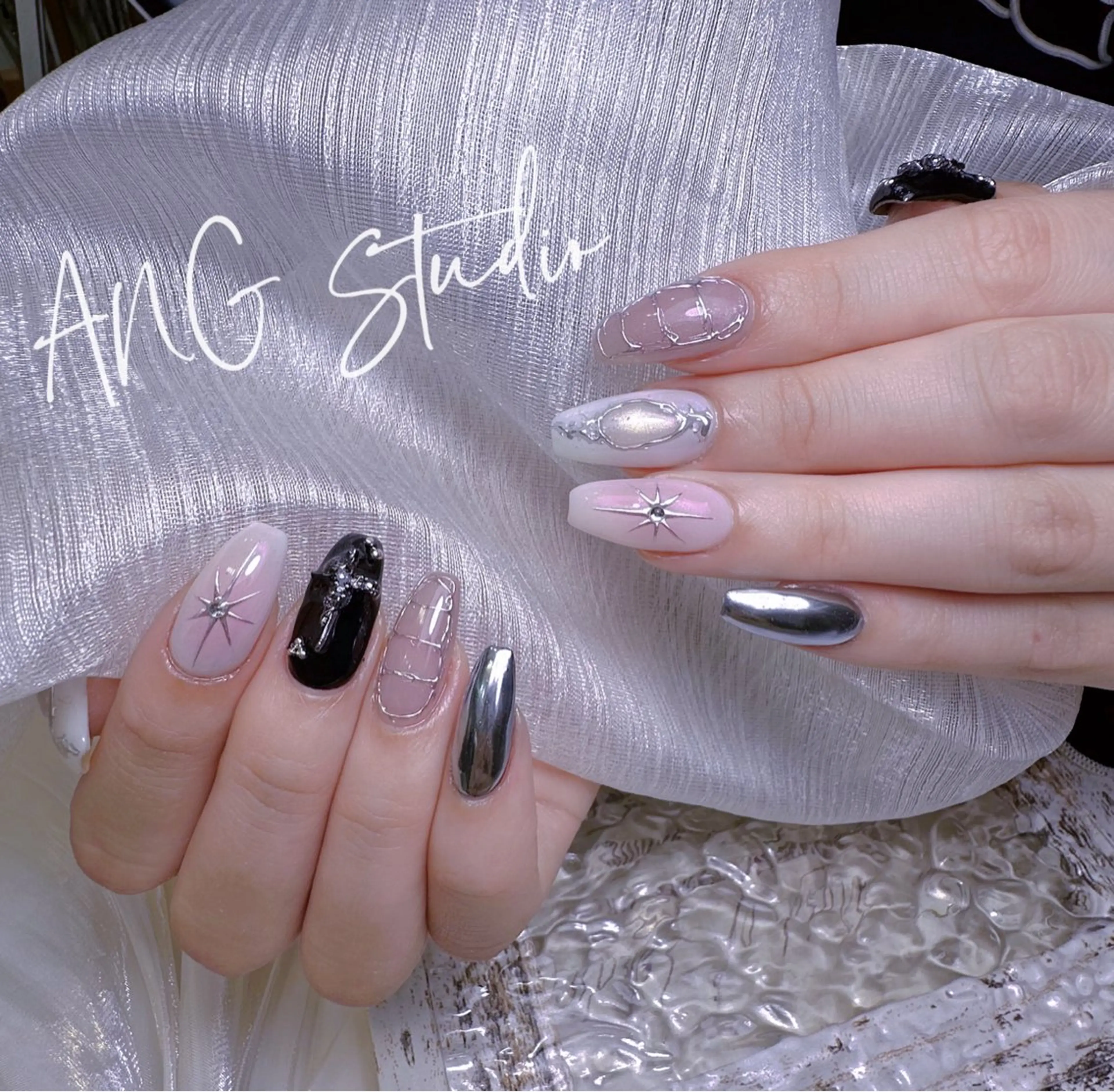 ネイル ハンドネイル ハンドケア ANG Studioのネイルデザイン