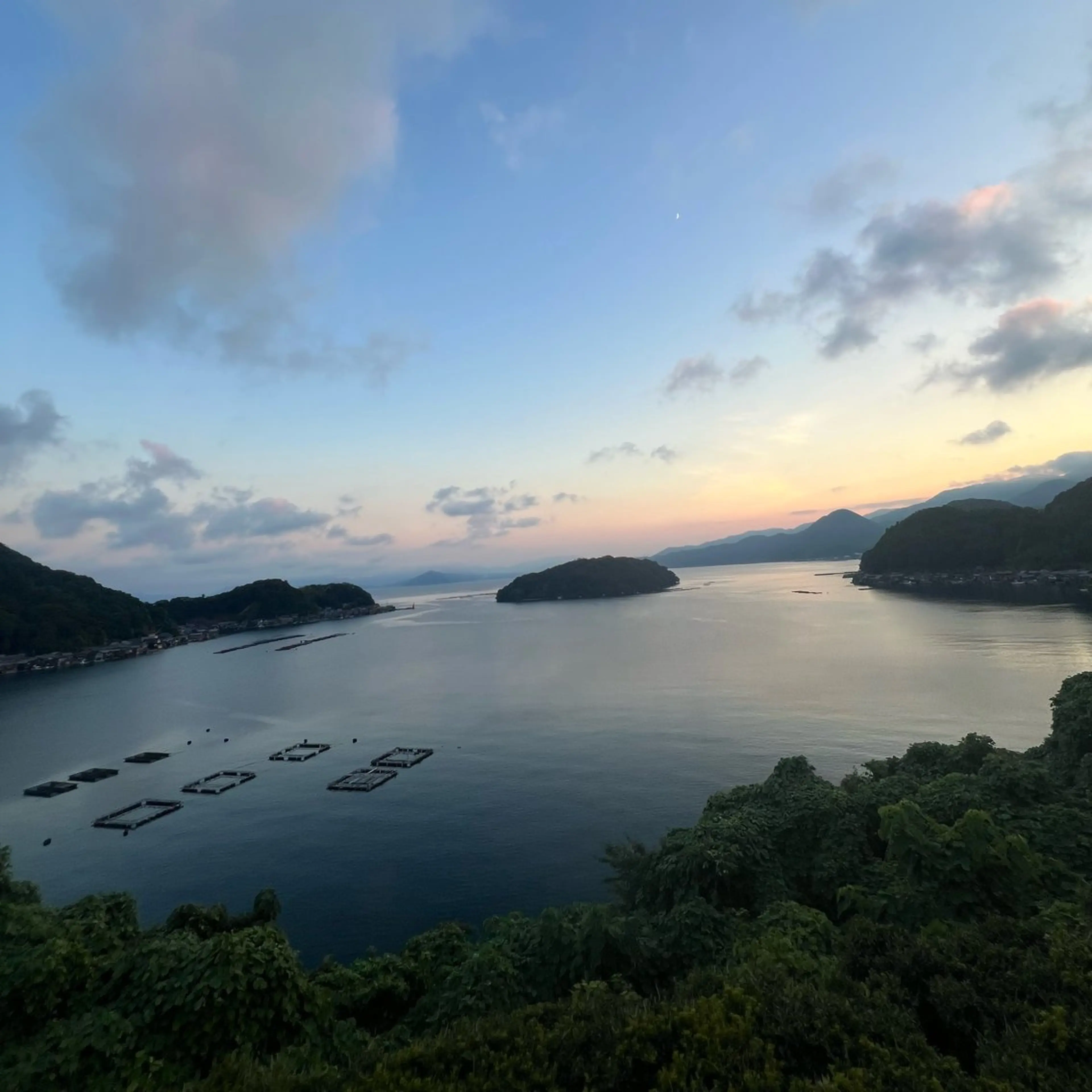 TIDEHAIR SHIHOのヘアスタイル