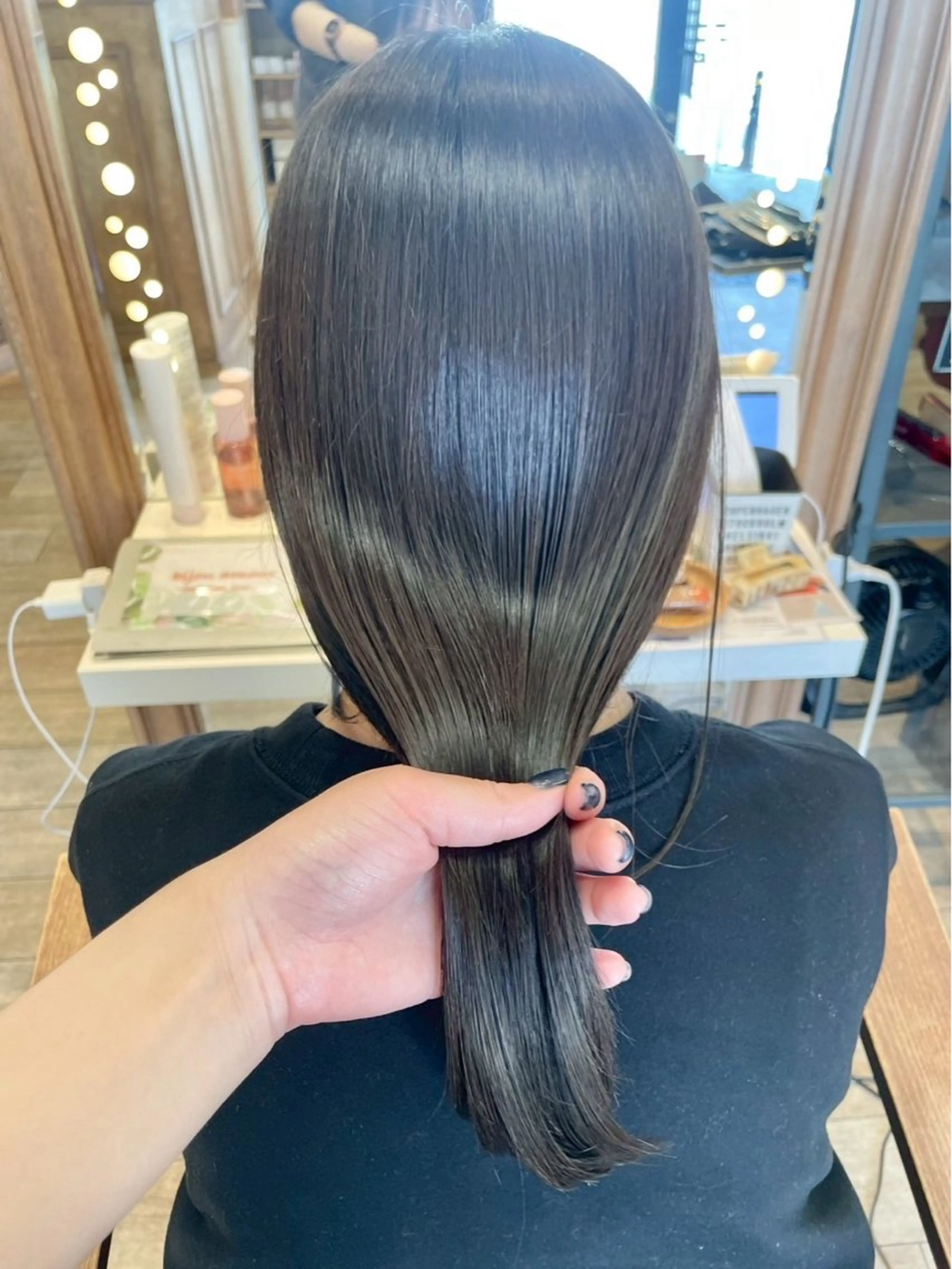 ロング 髪質改善 縮毛矯正 カラーモデル募集 ✨🤍モモハ🤍✨のヘアスタイル