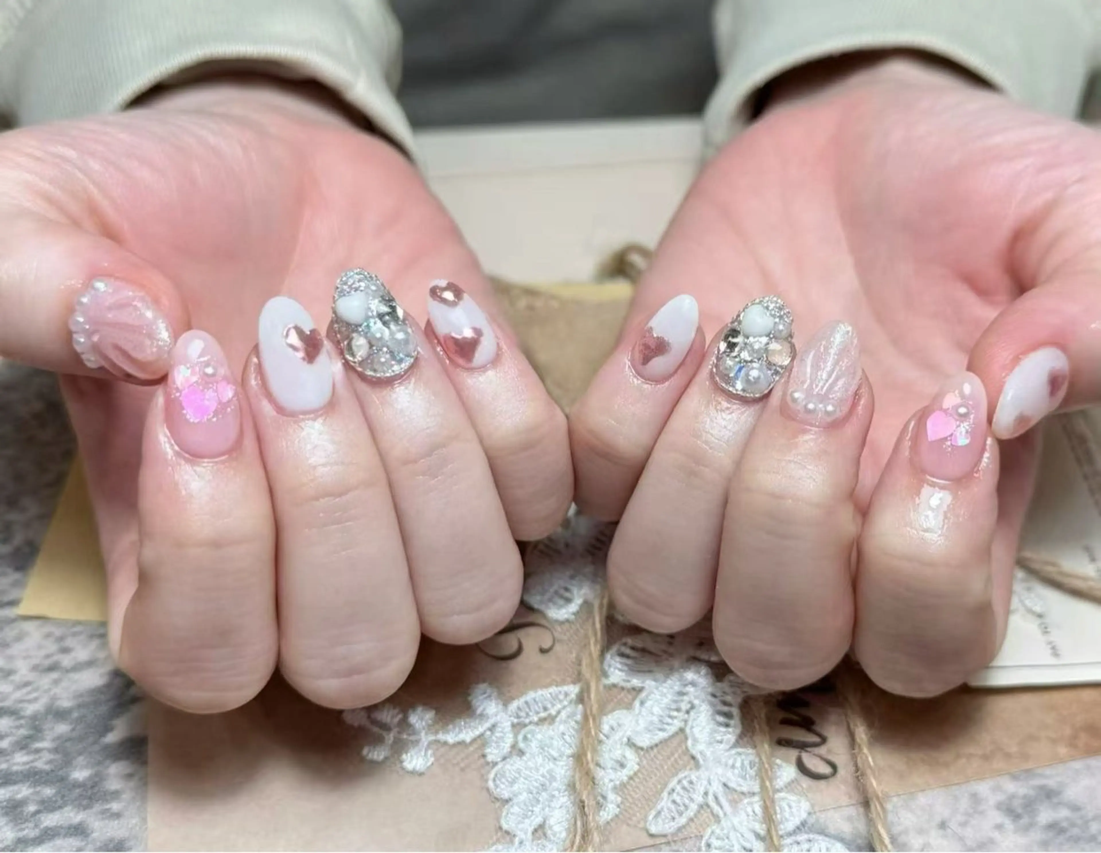 ネイル ishiro 🍂のネイルデザイン