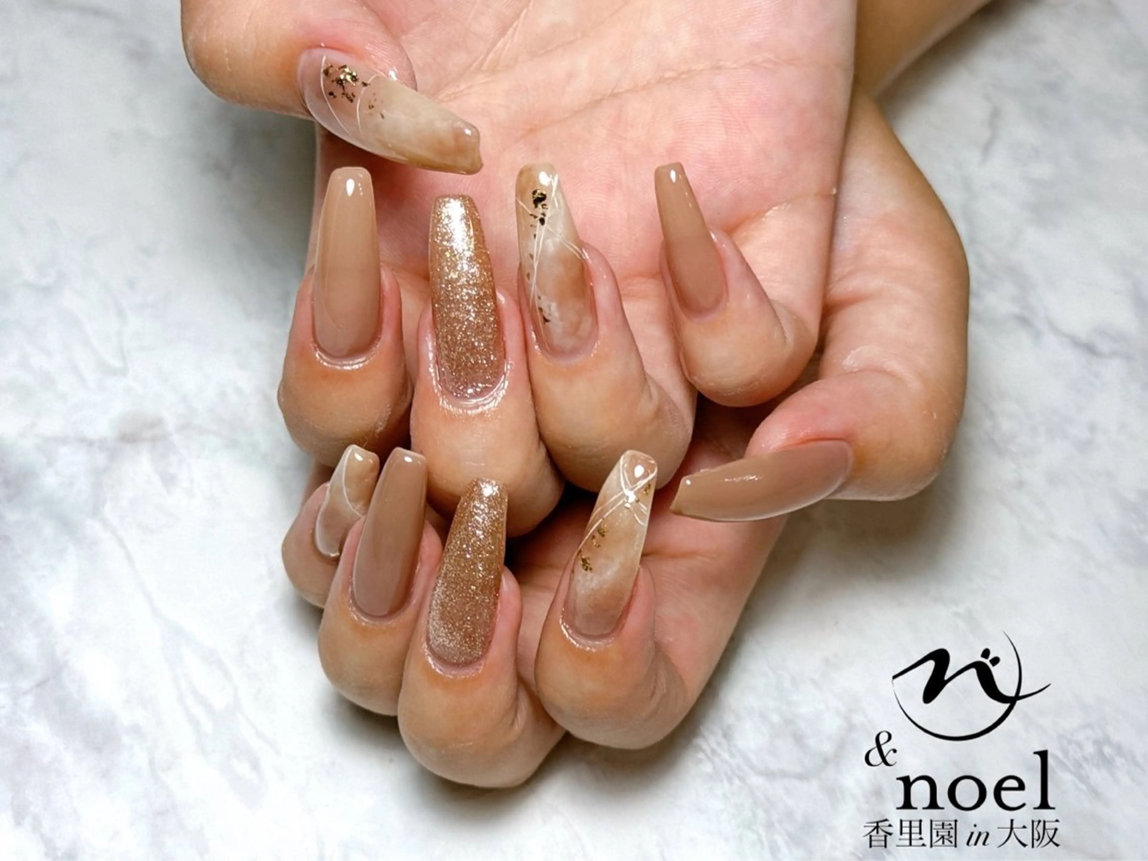 ネイル ブラウン 長さ出し 大理石ネイル(マーブル) ニュアンスネイル スカルプネイル ハンドネイル Nailsalon ＆Noelのネイルデザイン
