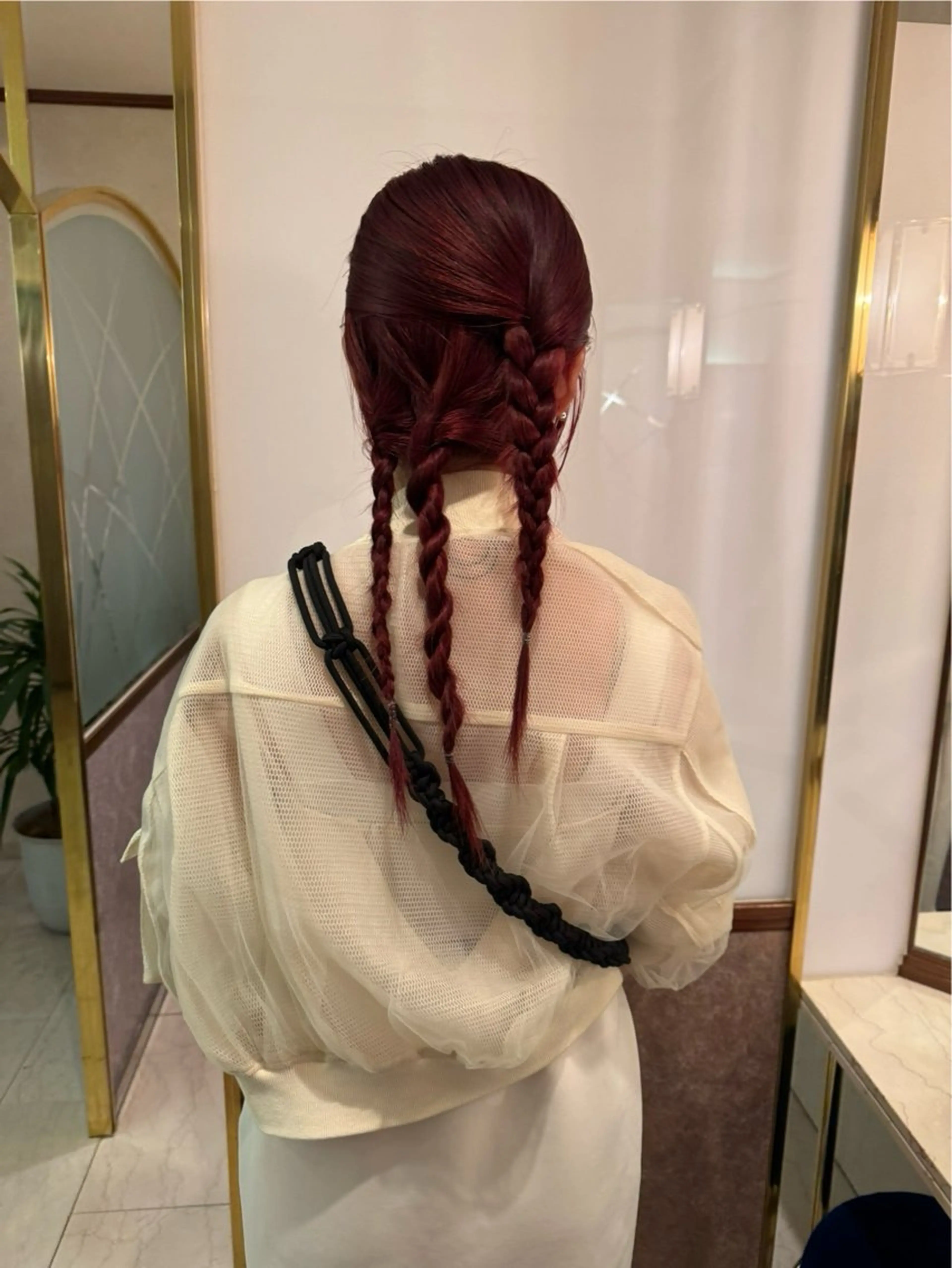 カラー ナチュラル/似合わせ /ベージュ/齋藤朱夏のヘアスタイル