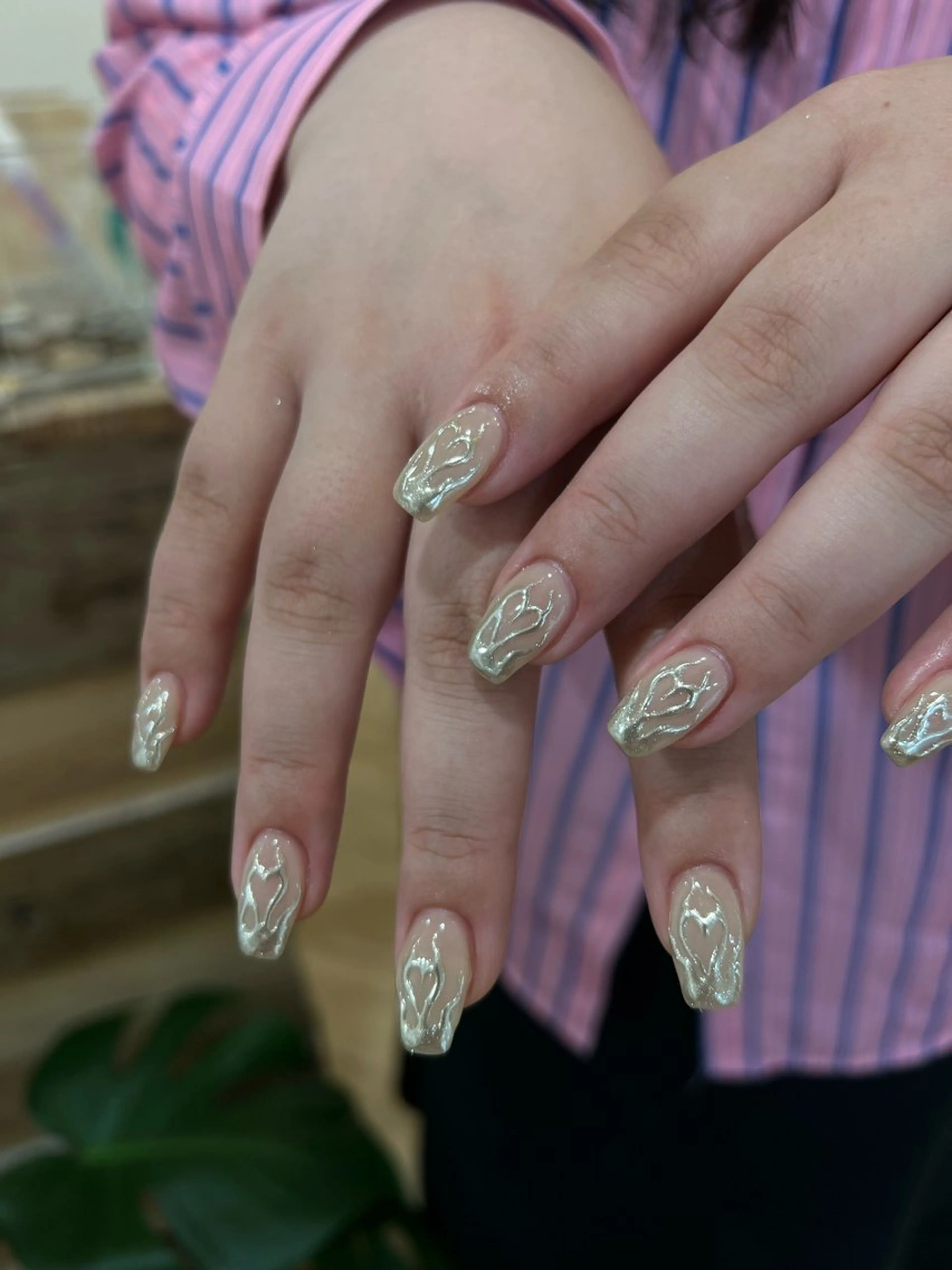 ネイル ハンドネイル フットネイル ハンドケア Nes.Nail所属・Miyagi Asamiのネイルデザイン