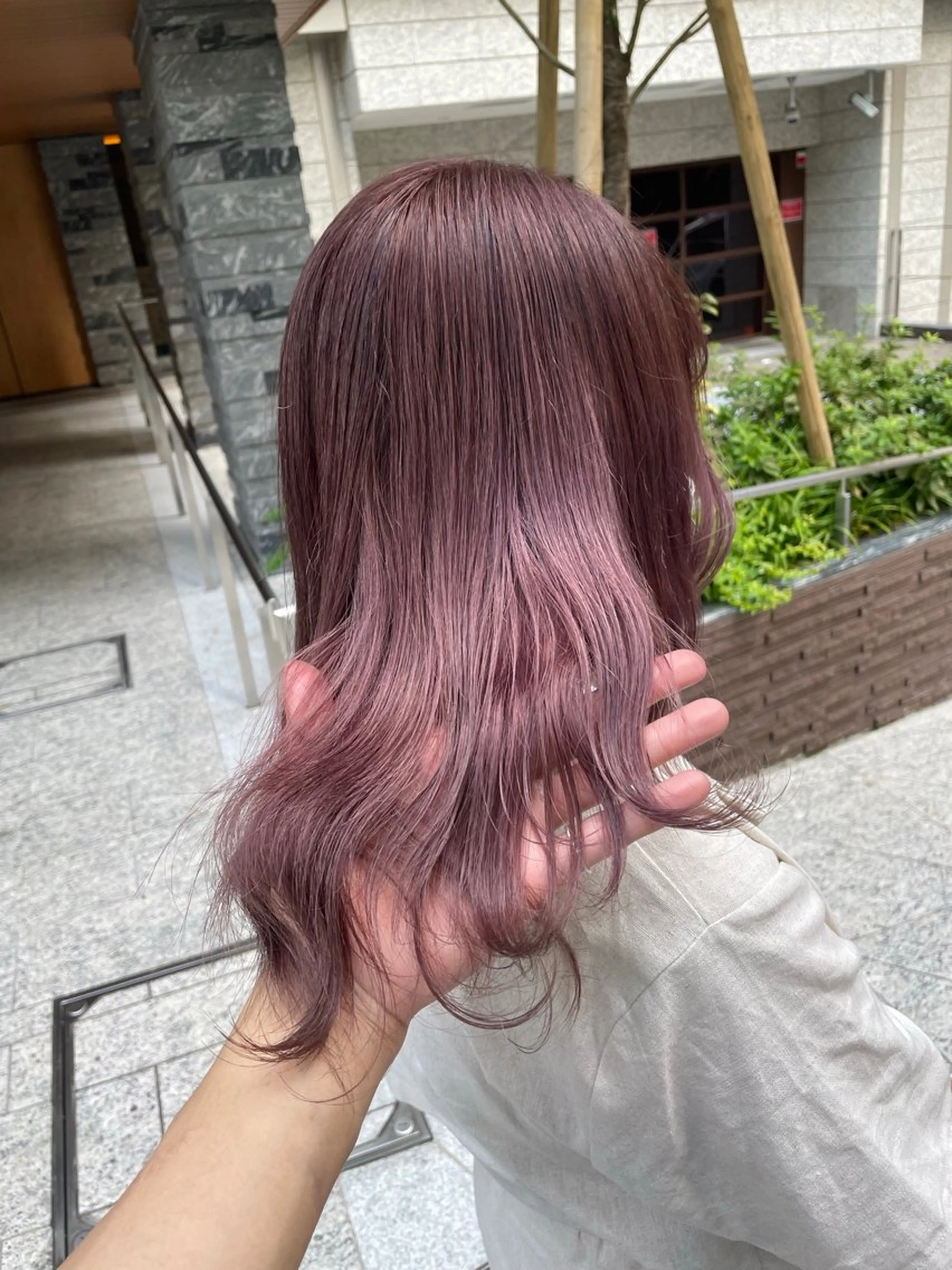 ミディアム 透明感カラー/レイヤ ーカット/Maoのヘアスタイル