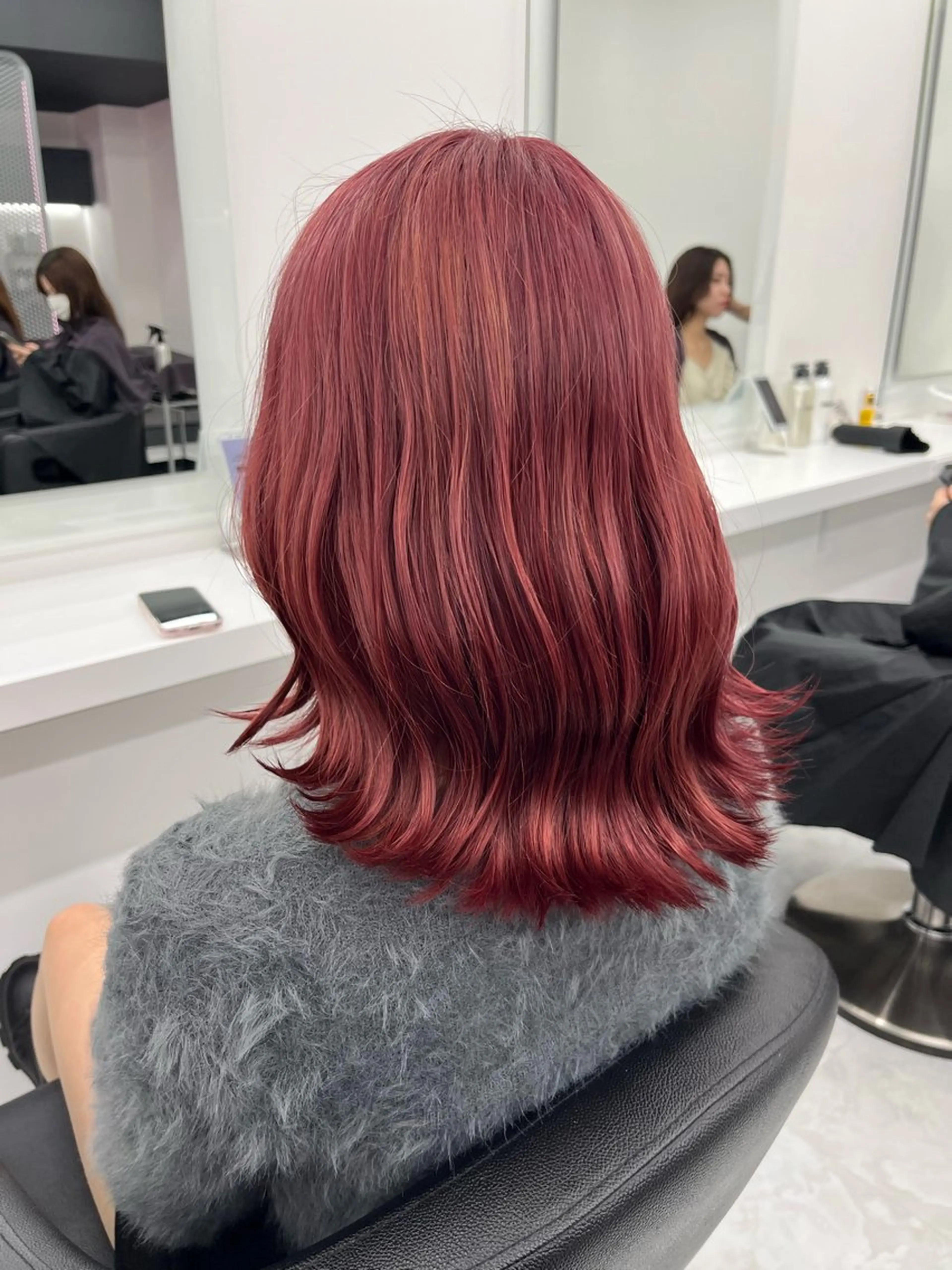 ミディアム カラー カシス ピンクカラー ヘアカラー 💖トレンド春夏 カラー💖FUTAのヘアスタイル