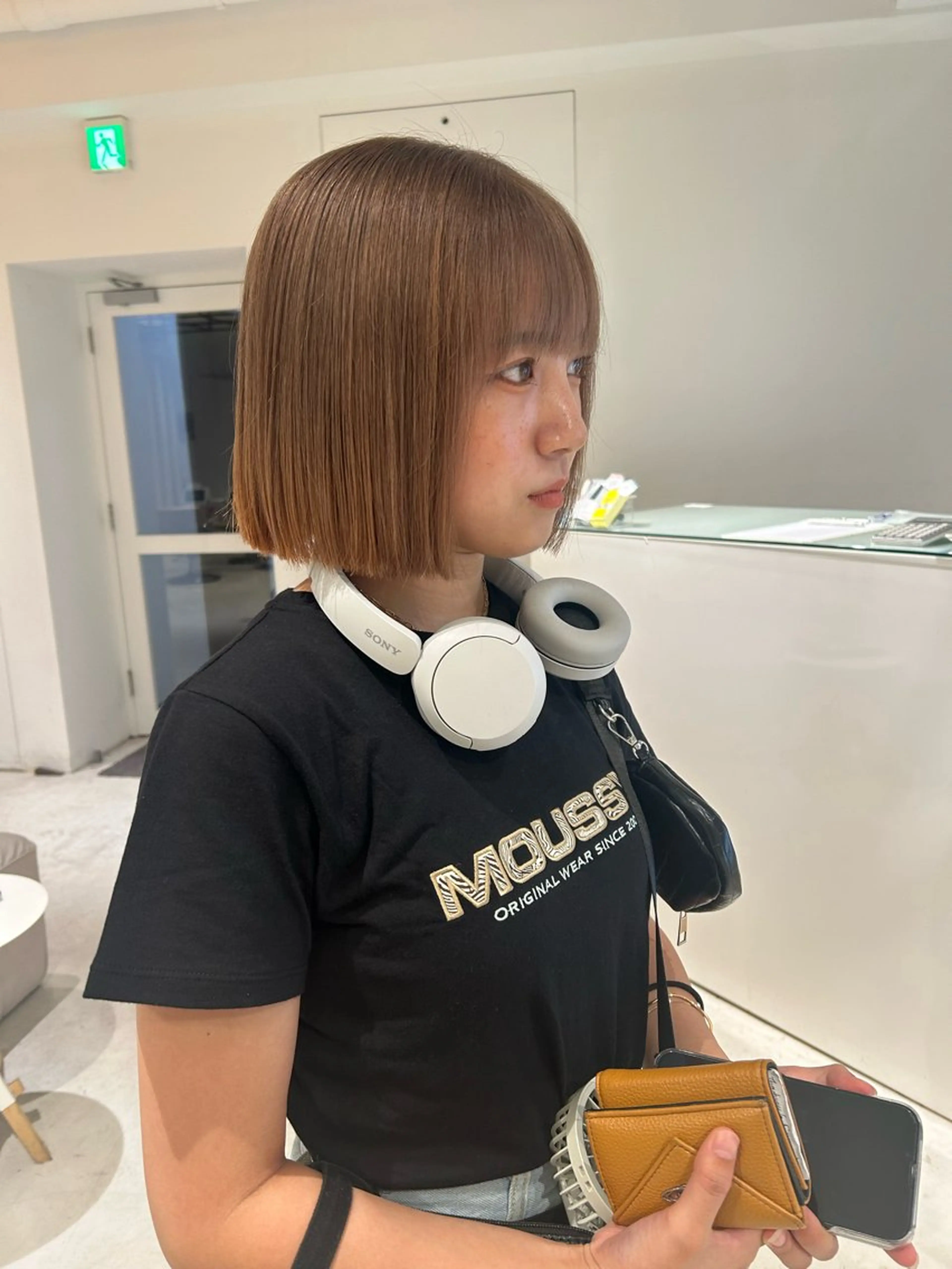 ミディアム カラー ベージュカラー ブリーチ カット ヘアカラー 透明感カラー🫧 nanohaのヘアスタイル