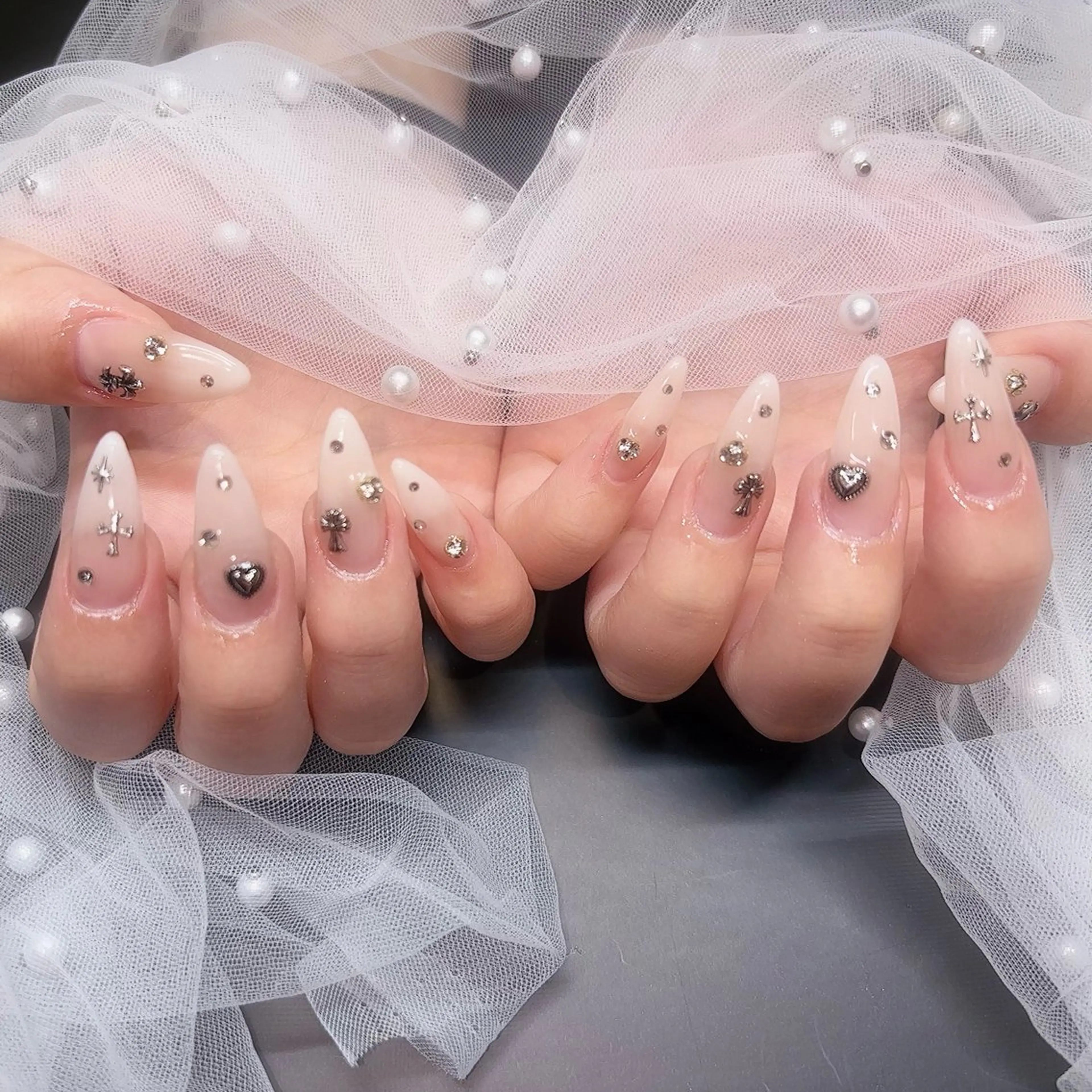 ネイル ワンホンネイル Y. 🍒maki🍒ྀིのネイルデザイン