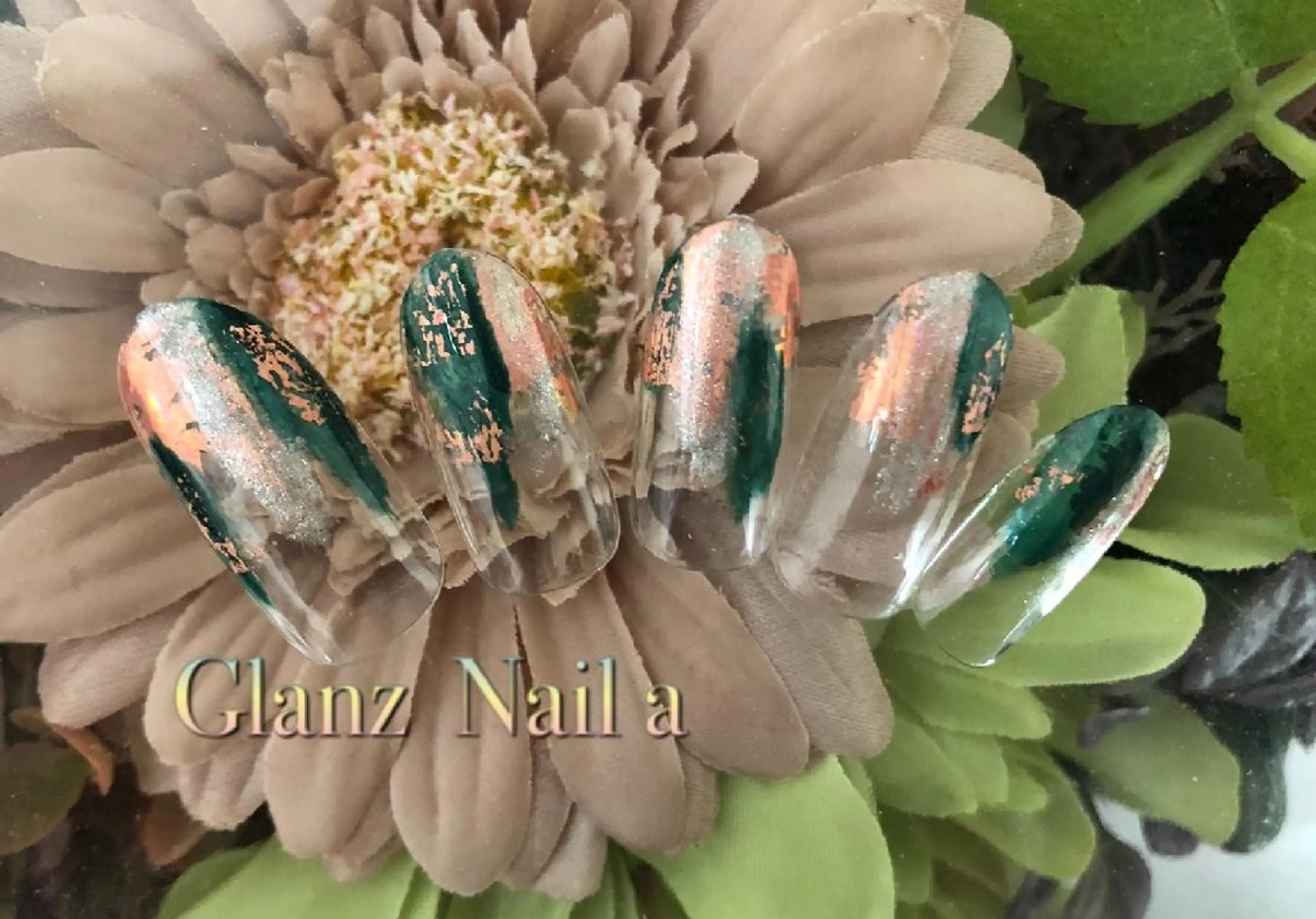 ネイル ニュアンスネイル Glanz  Nail aのネイルデザイン