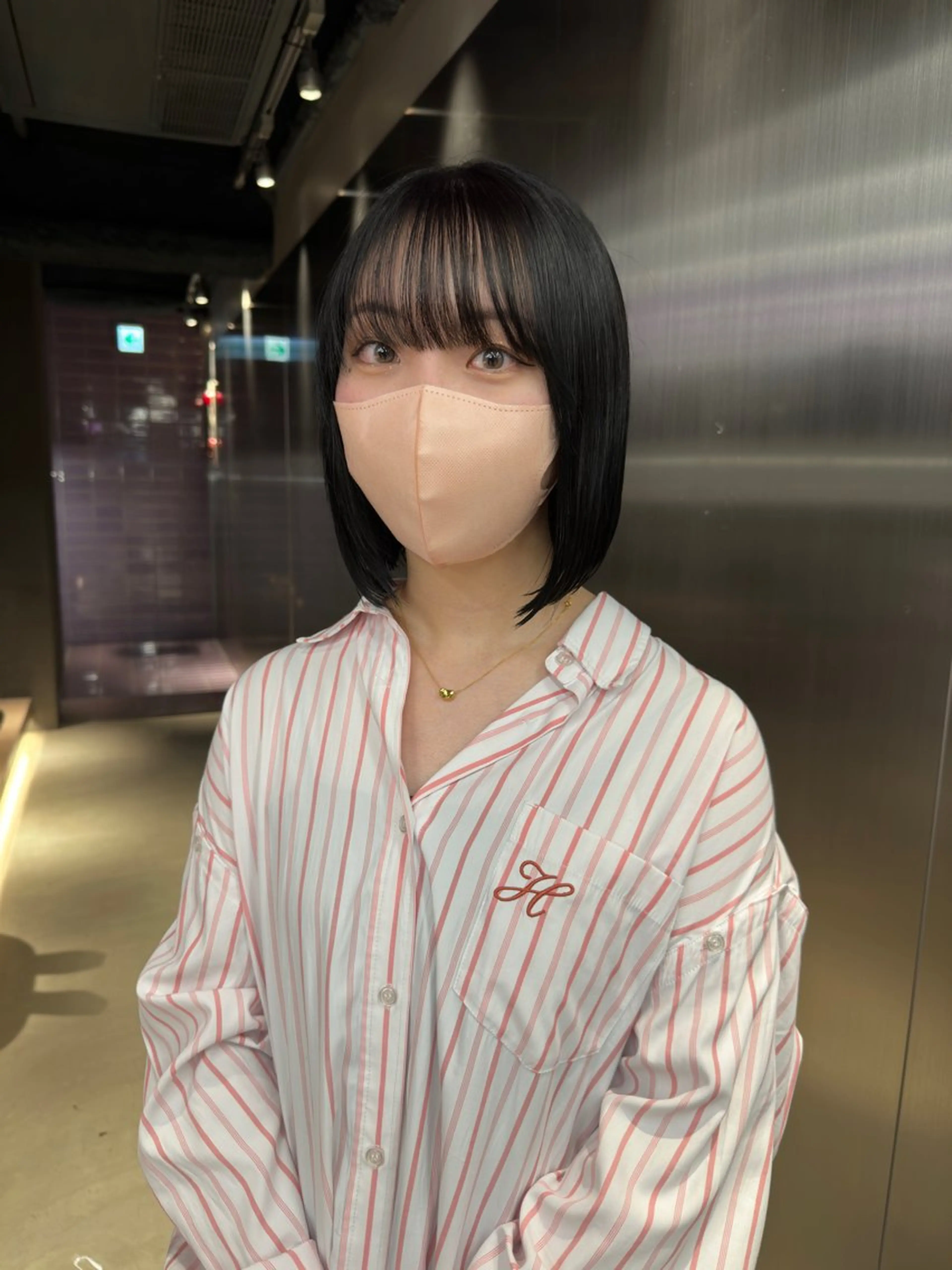 ショート ボブ カット トリートメント 鈴木/ニュアンス パーマ/メンズのヘアスタイル