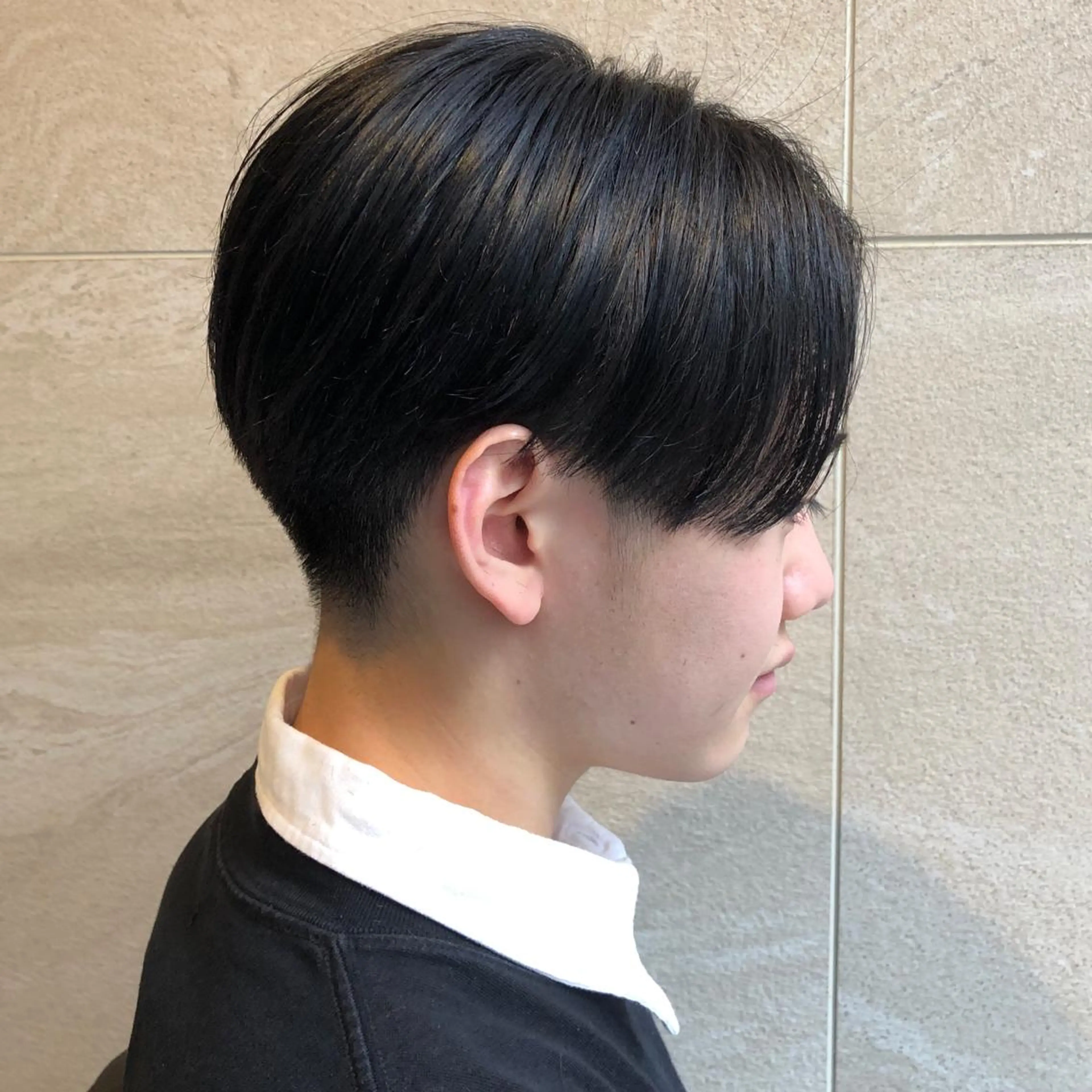 ショート メンズ センターパート レイヤー⭐️カラー ⭐️平川雅史のヘアスタイル