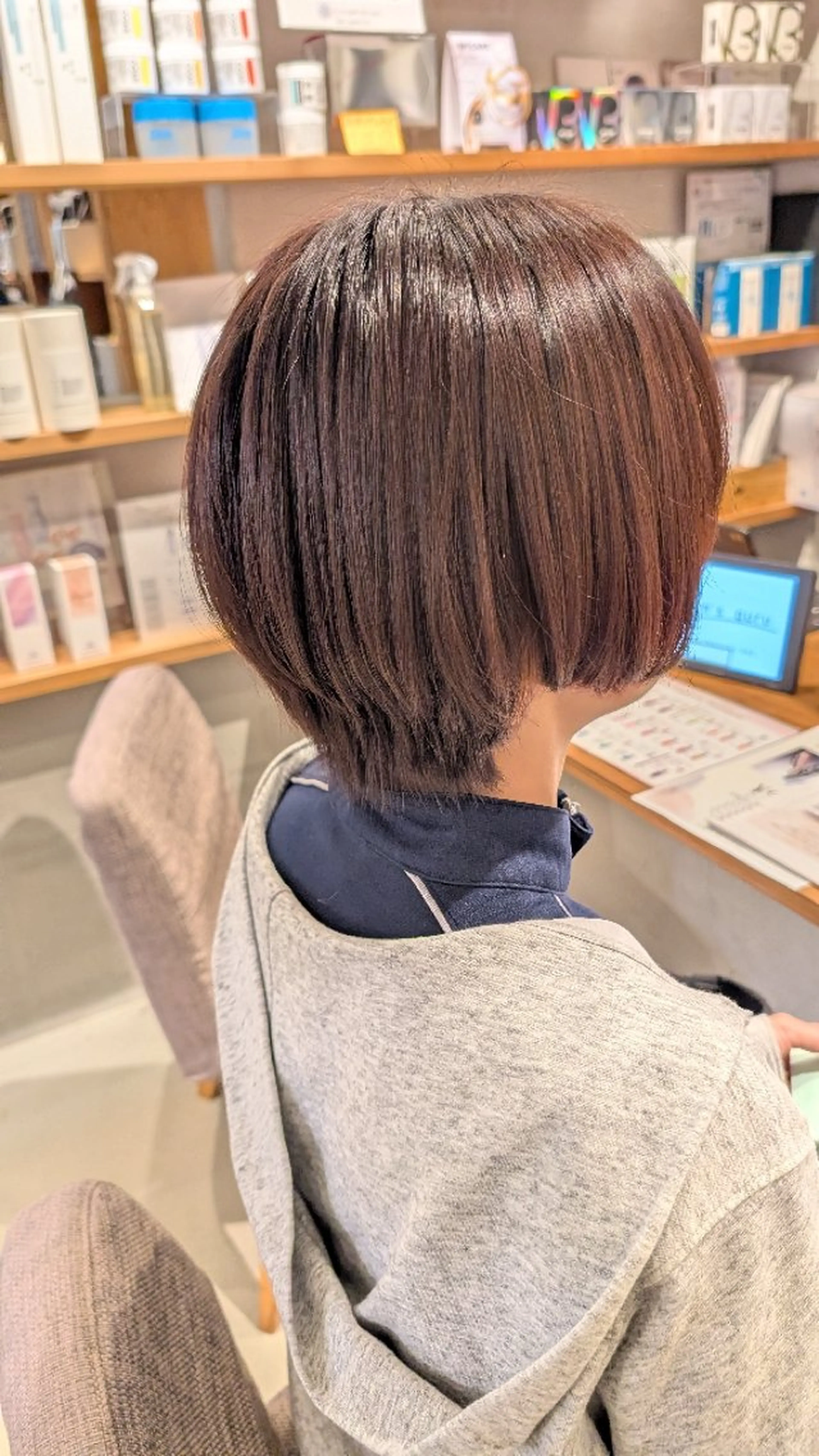 ショート ショートヘア カット 【女性限定】 しおりのヘアスタイル