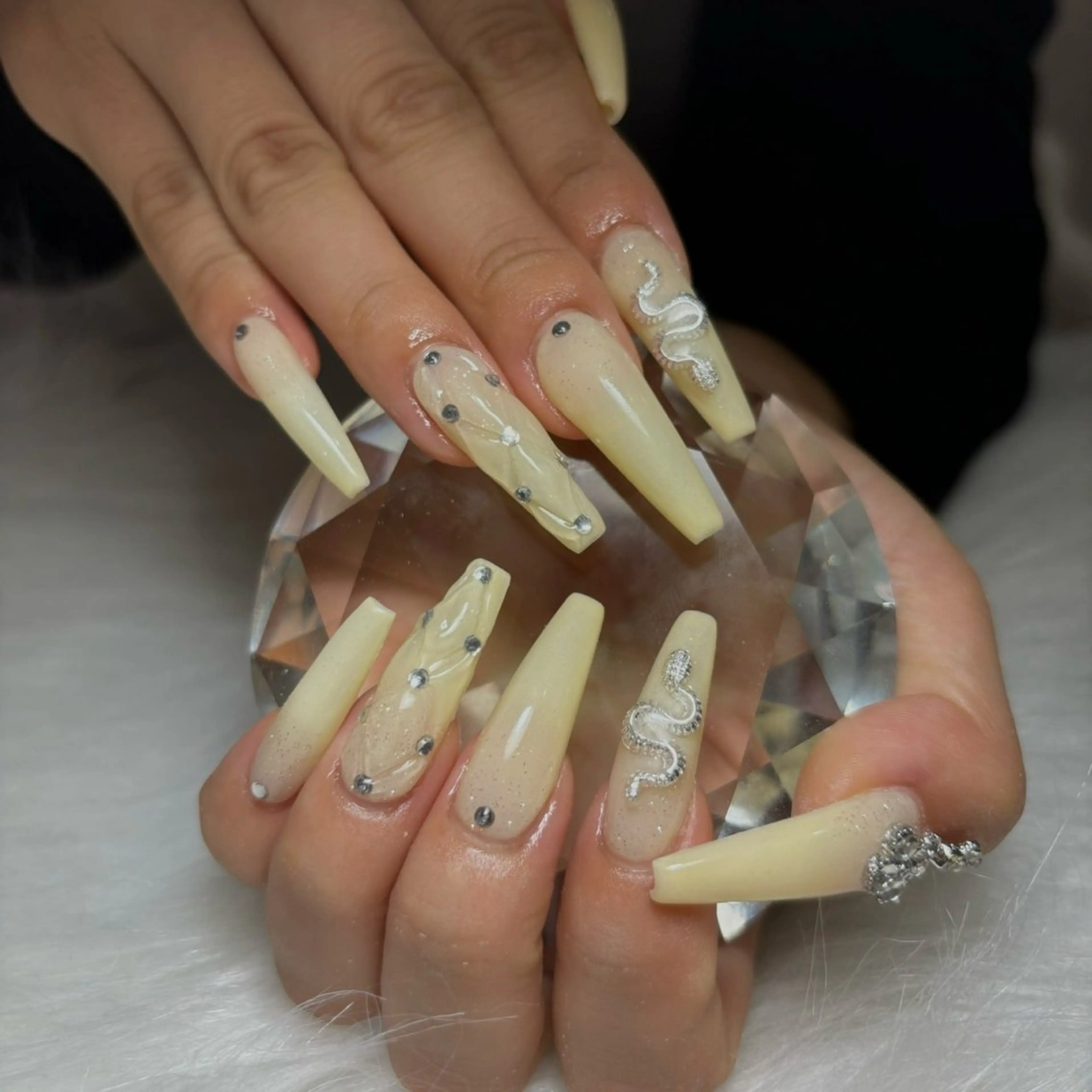 ネイル salon re:bonnのネイルデザイン