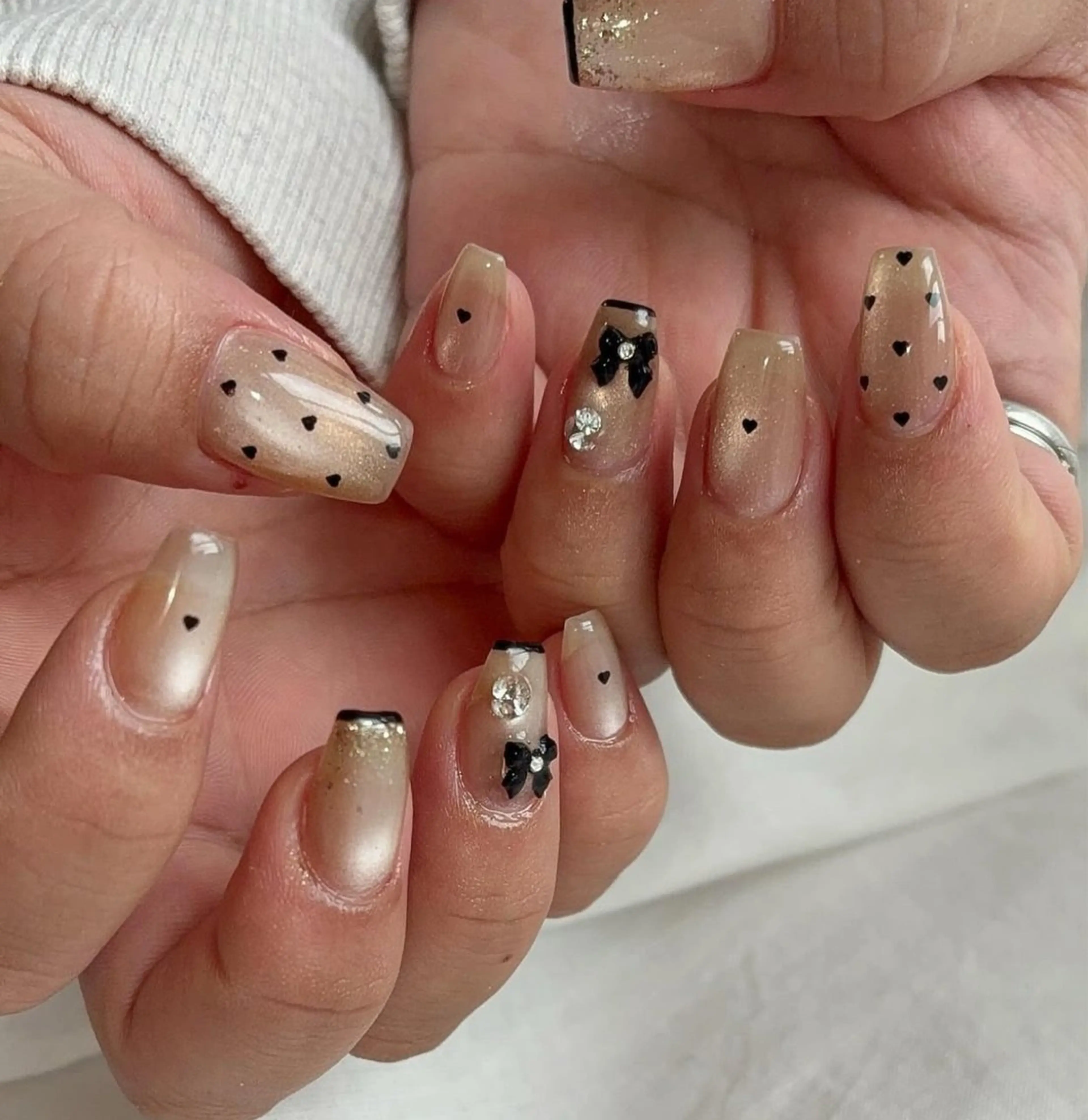 ネイル アートネイル ジェルネイル キラキラネイル ミラーネイル ピンク ハンドネイル Ryunail所属・Ryu Nail NekoChanのネイルデザイン