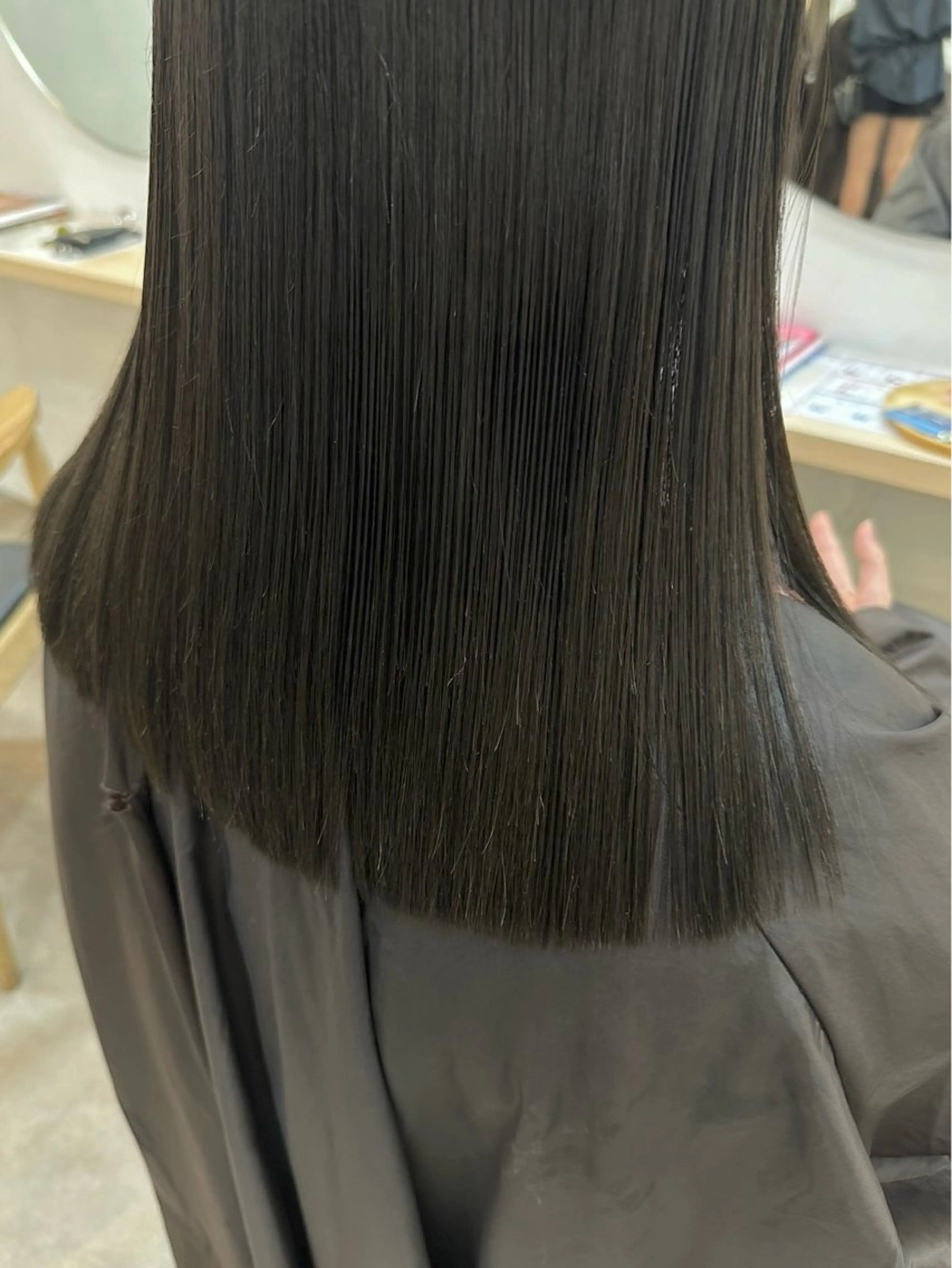 セミロング カラー 透明感カラー オリーブカラー 透明感カラー、 アレンジ/miyuのヘアスタイル