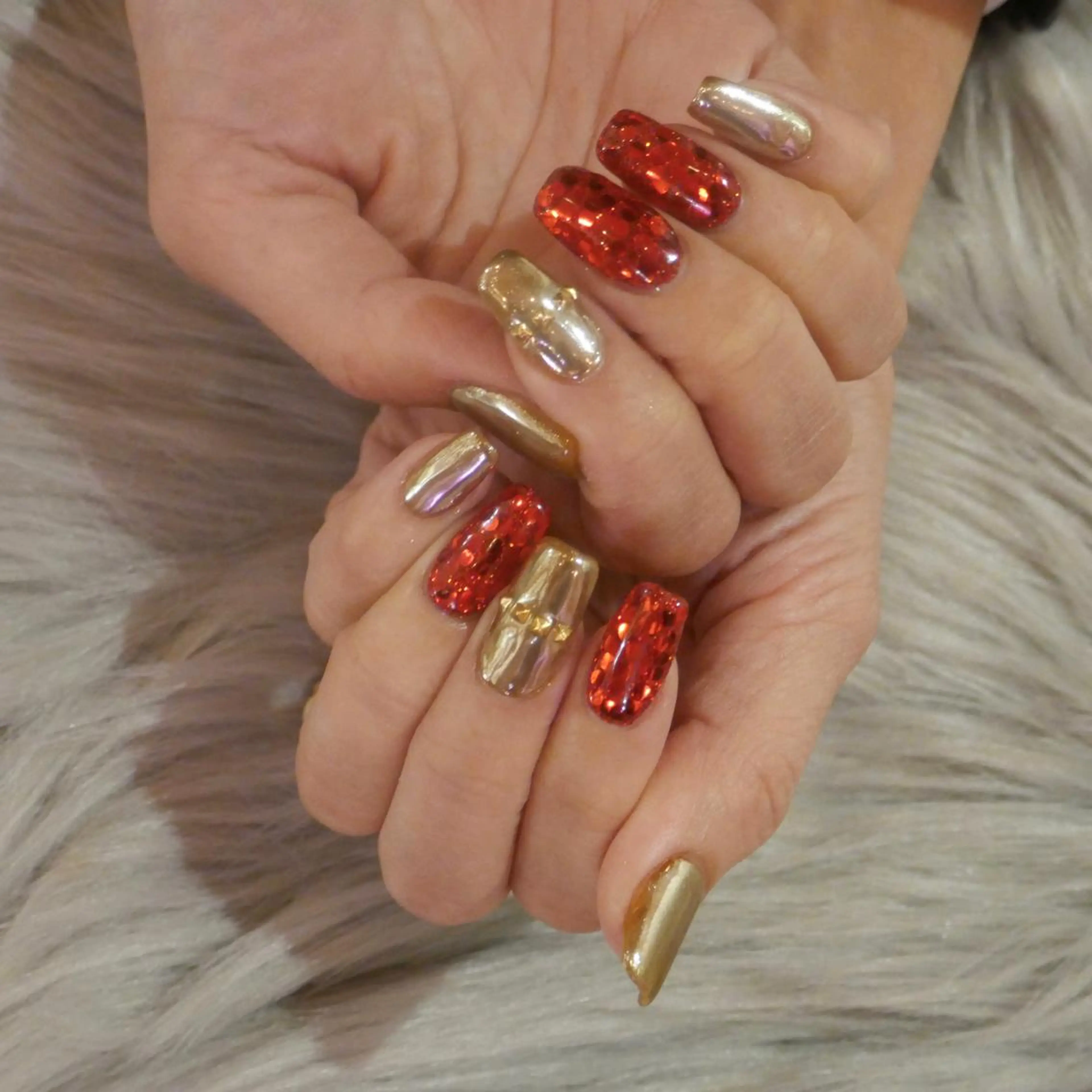 ネイル ミラーネイル 赤色 ハンドネイル Chipieee Tokyoのその他イメージ