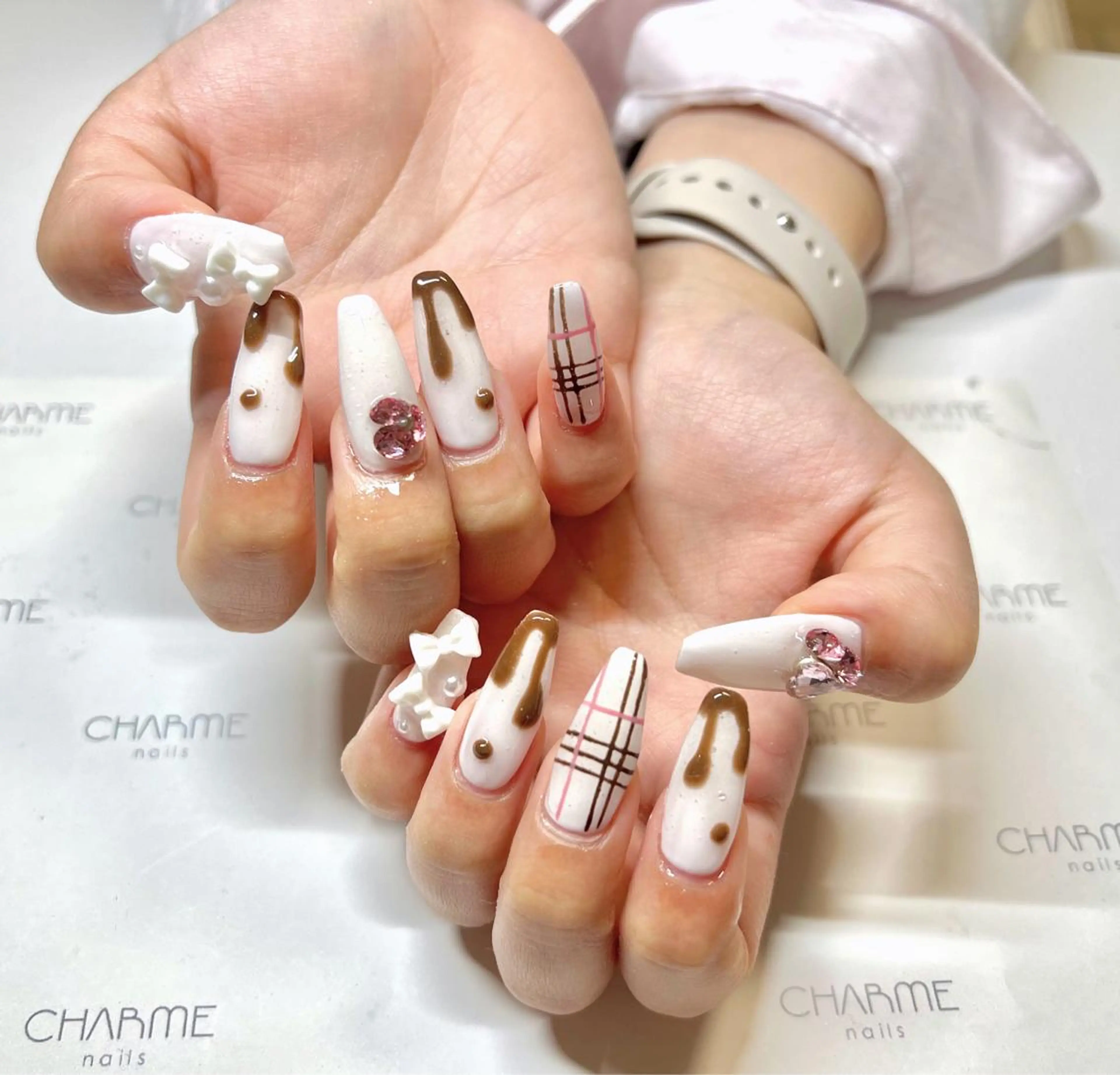 ネイル ハンドネイル CHARME 🤎〔RINA〕のネイルデザイン
