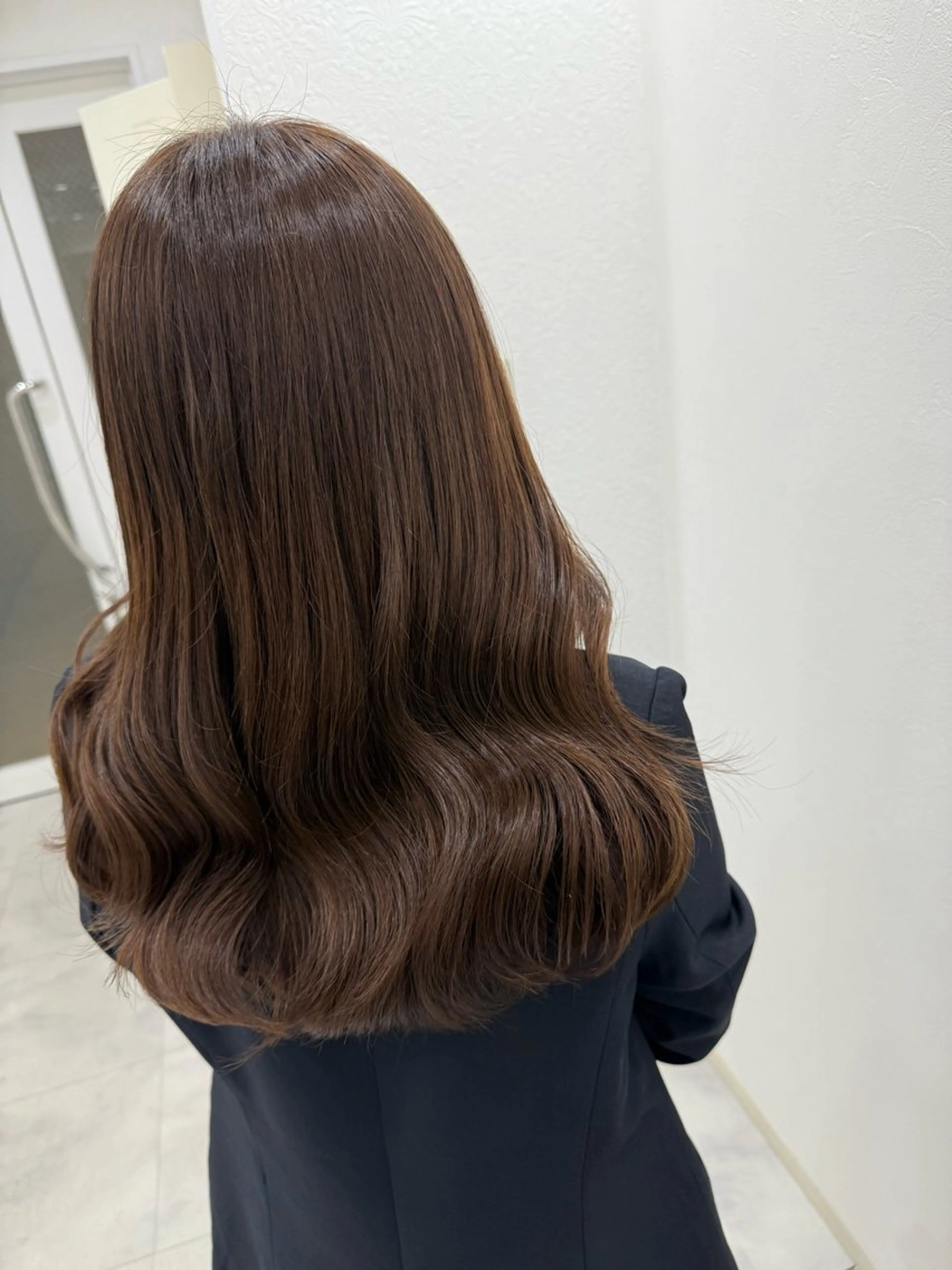 セミロング カット ヘアカラー トリートメント 小村 敏司のヘアスタイル