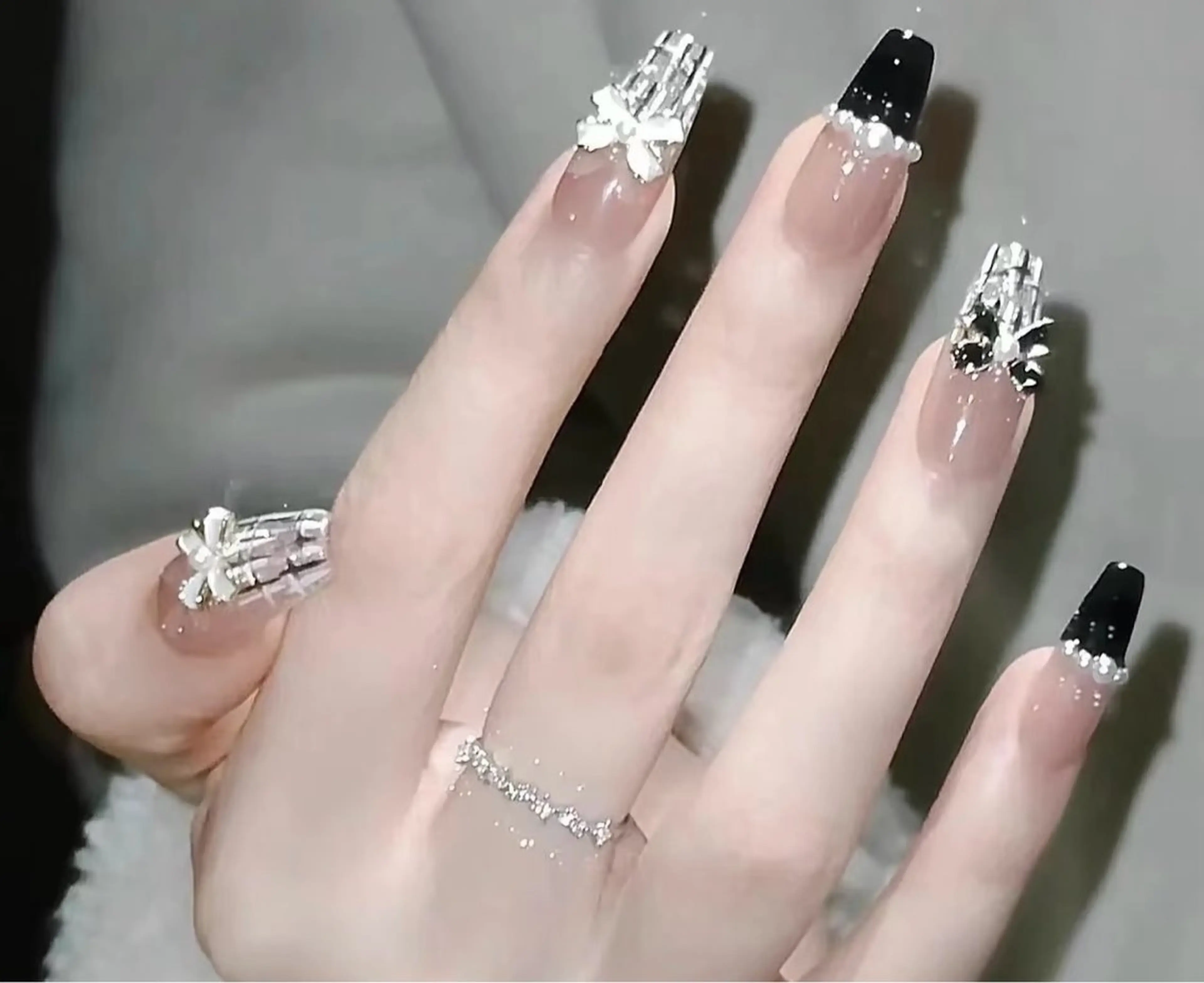 ネイル ハンドネイル ハンドケア beautynail Emiのネイルデザイン