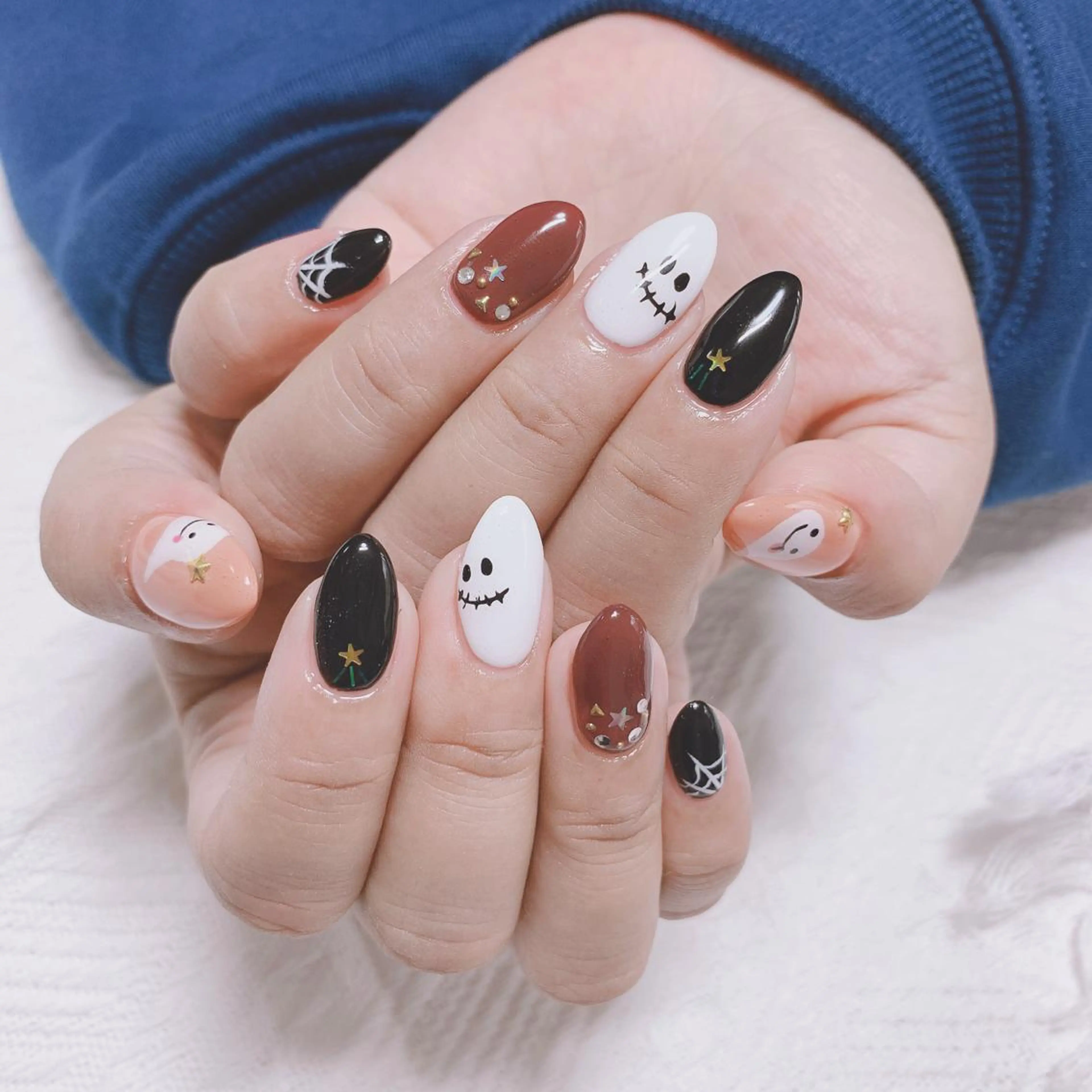 ネイル 💅ネイルハウス🏡 🎀TOMO🎀のネイルデザイン