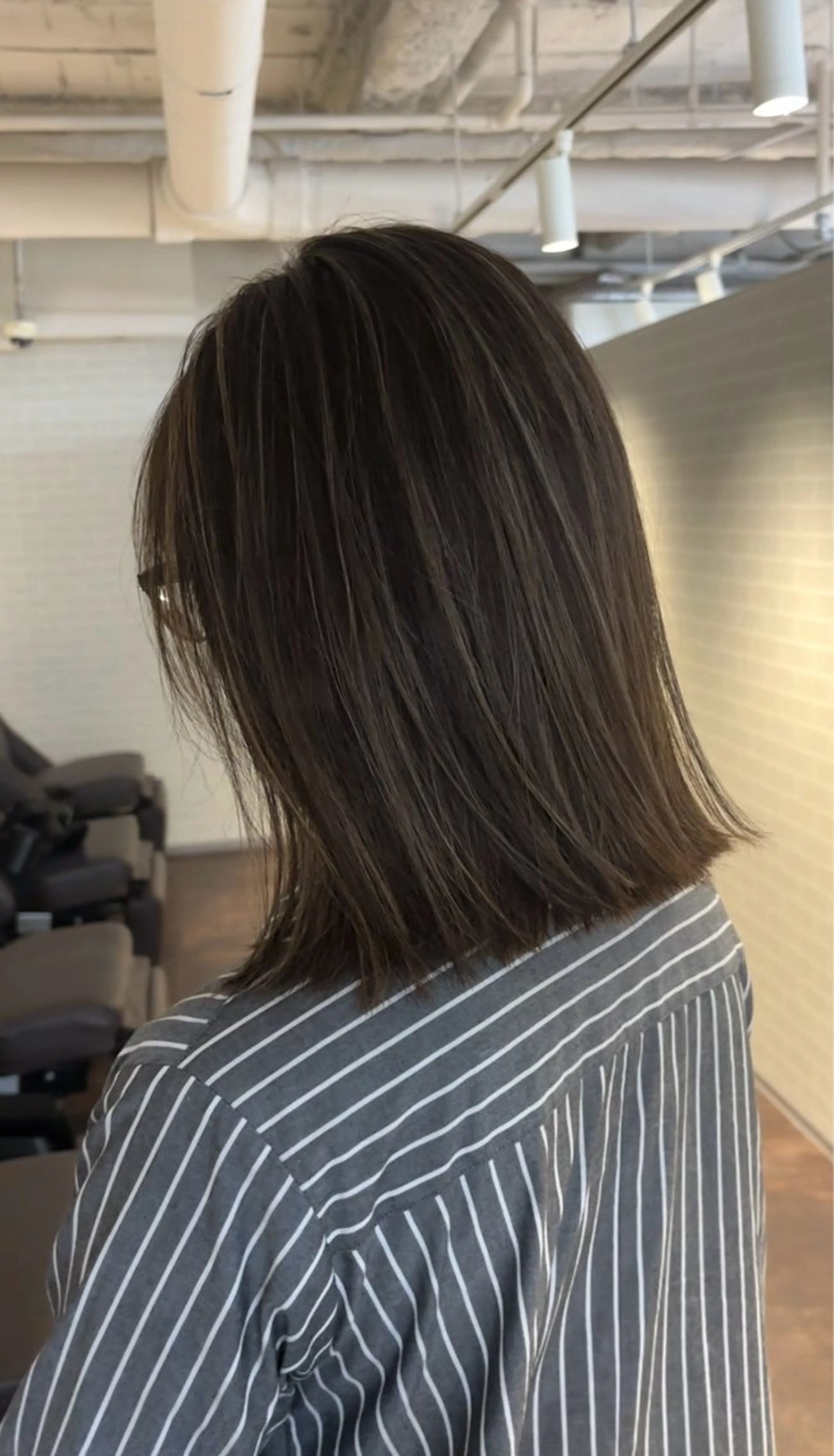 セミロング カラー ヘアアレンジ グラデーションカラー ハイライトカラー 外国人風カラー ハイライト カット ヘアカラー トリートメント グランルッソ所属・岡山バレイヤージュ 岡山ハイライトのヘアスタイル