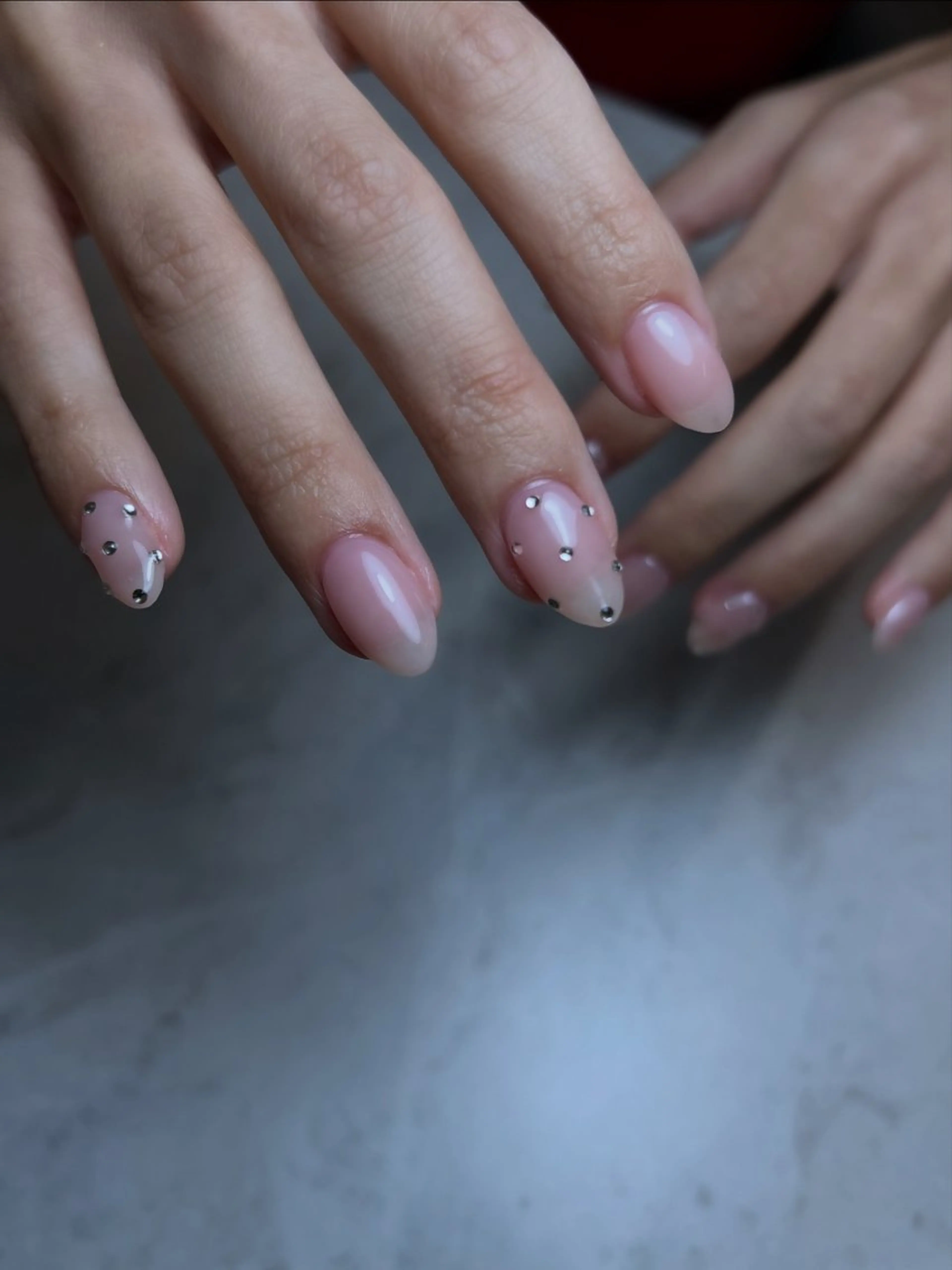 ネイル シンプルネイル ハンドネイル ハンドケア 瀬戸 梨子のエステ・リラクイメージ