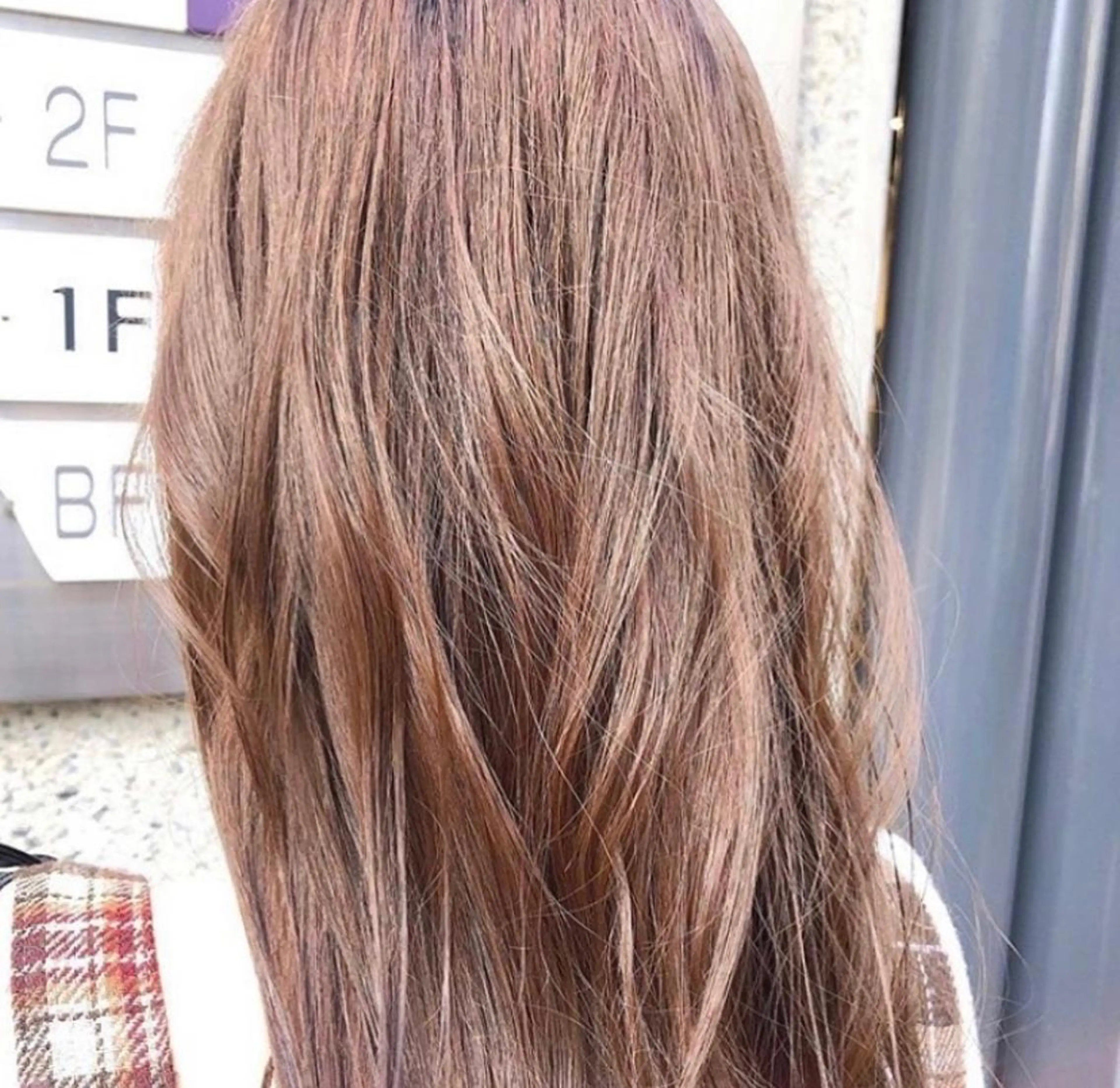 セミロング カラー jill by gisel＿奥家のヘアスタイル