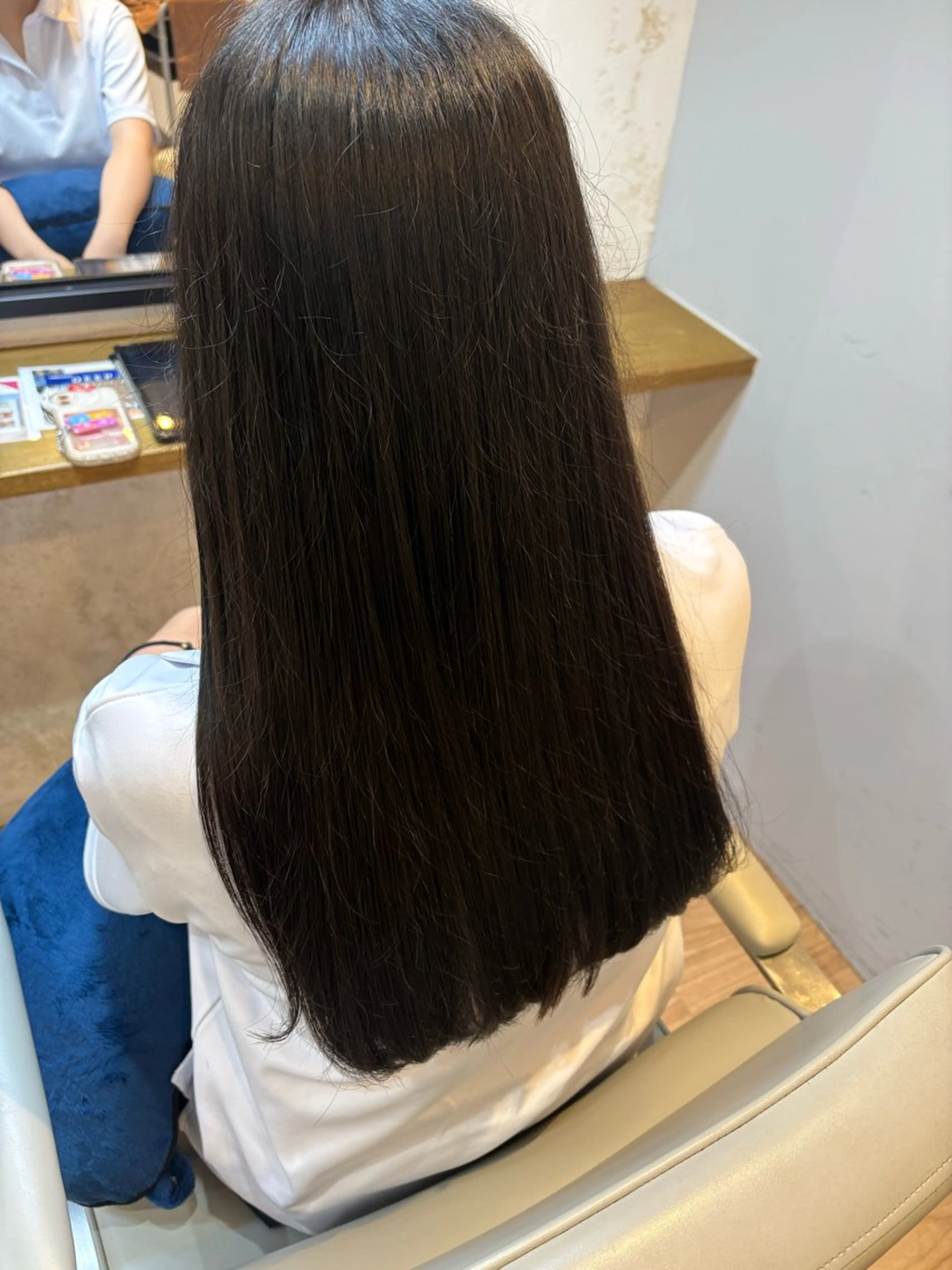 ロング ヘアカラー 韓国ヘアー🇰🇷 MIWAのヘアスタイル