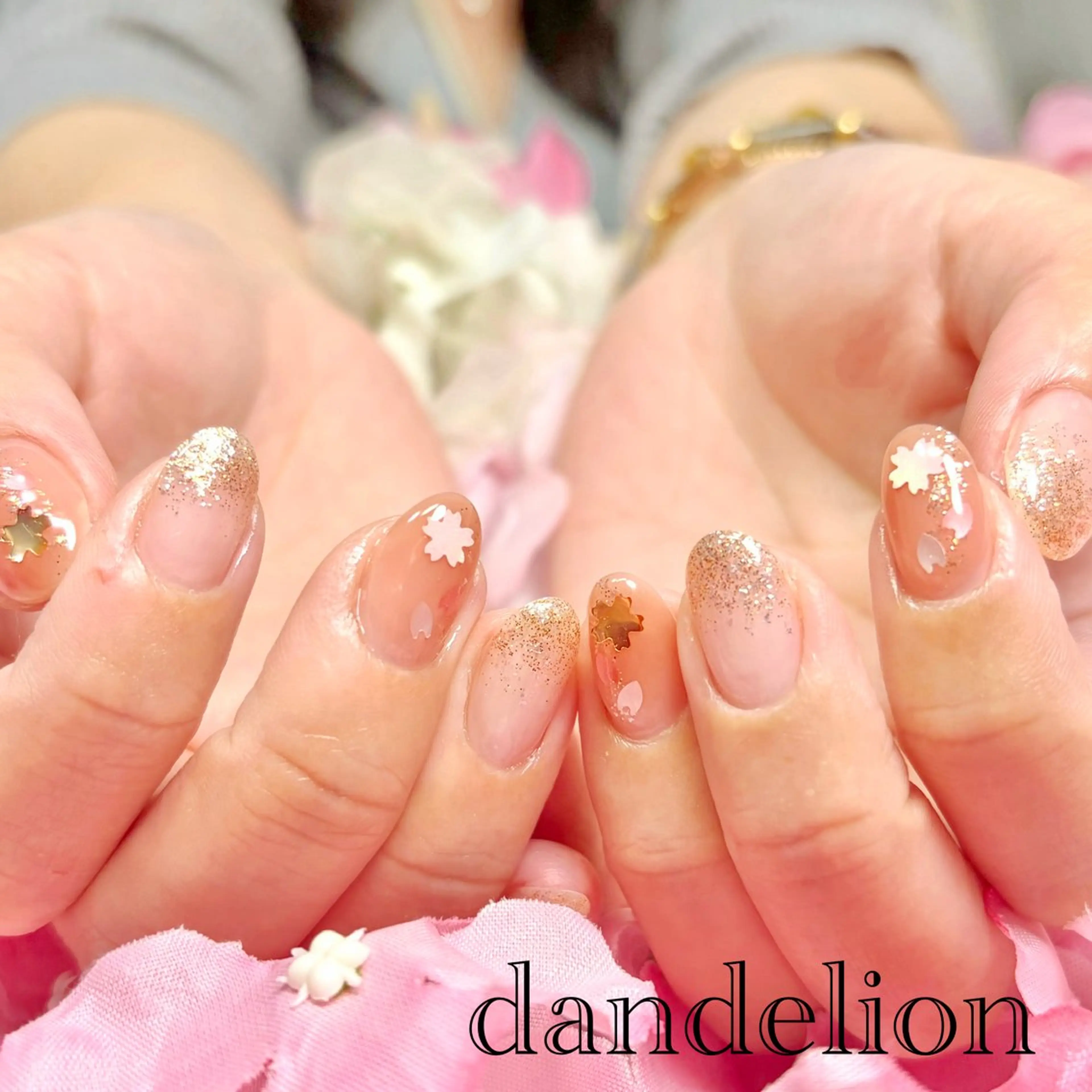 ネイル ハンドネイル ハンドケア dandelion ダンデライオンのネイルデザイン