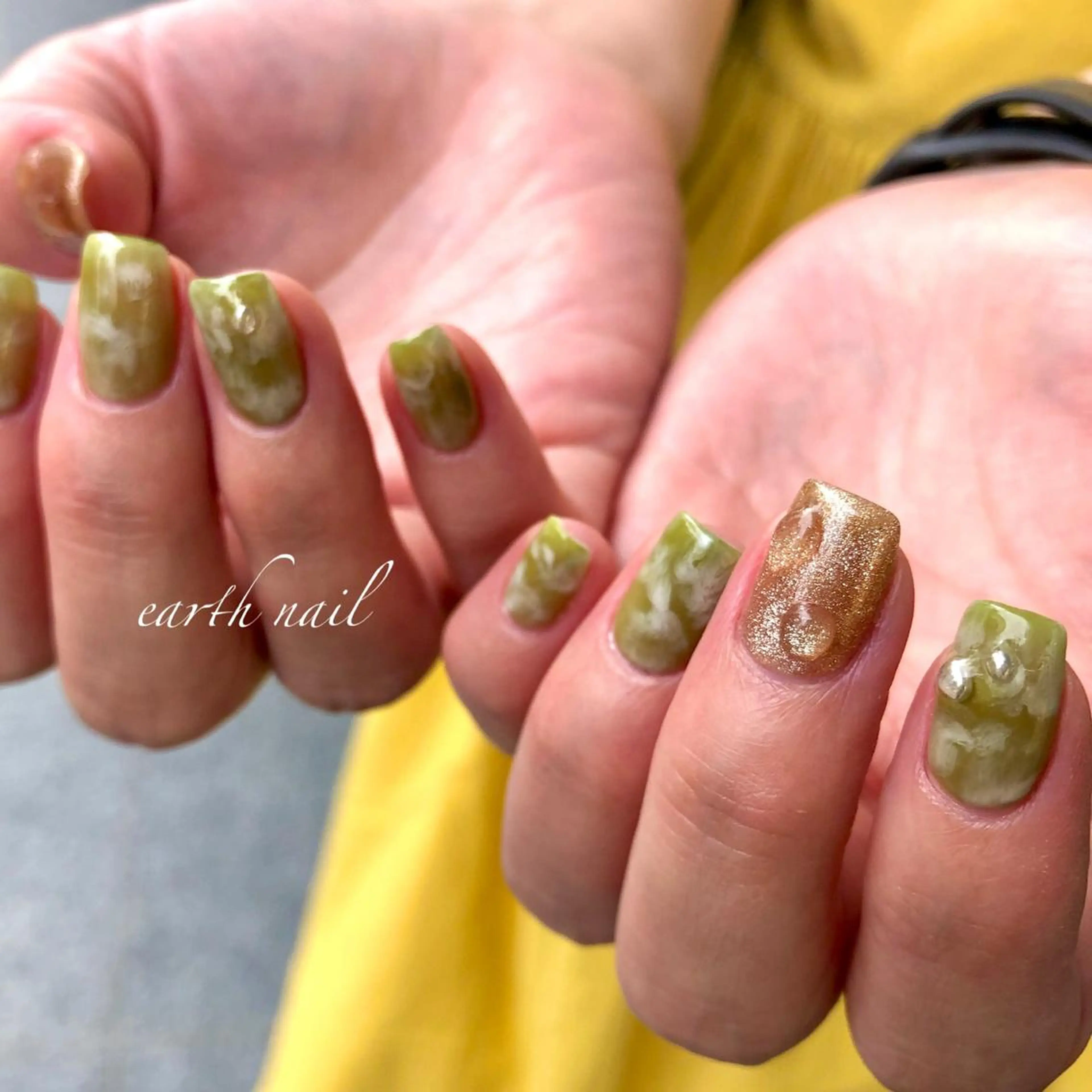 ネイル マグネットネイル ハンドネイル 🧁🥕 asukaのネイルデザイン