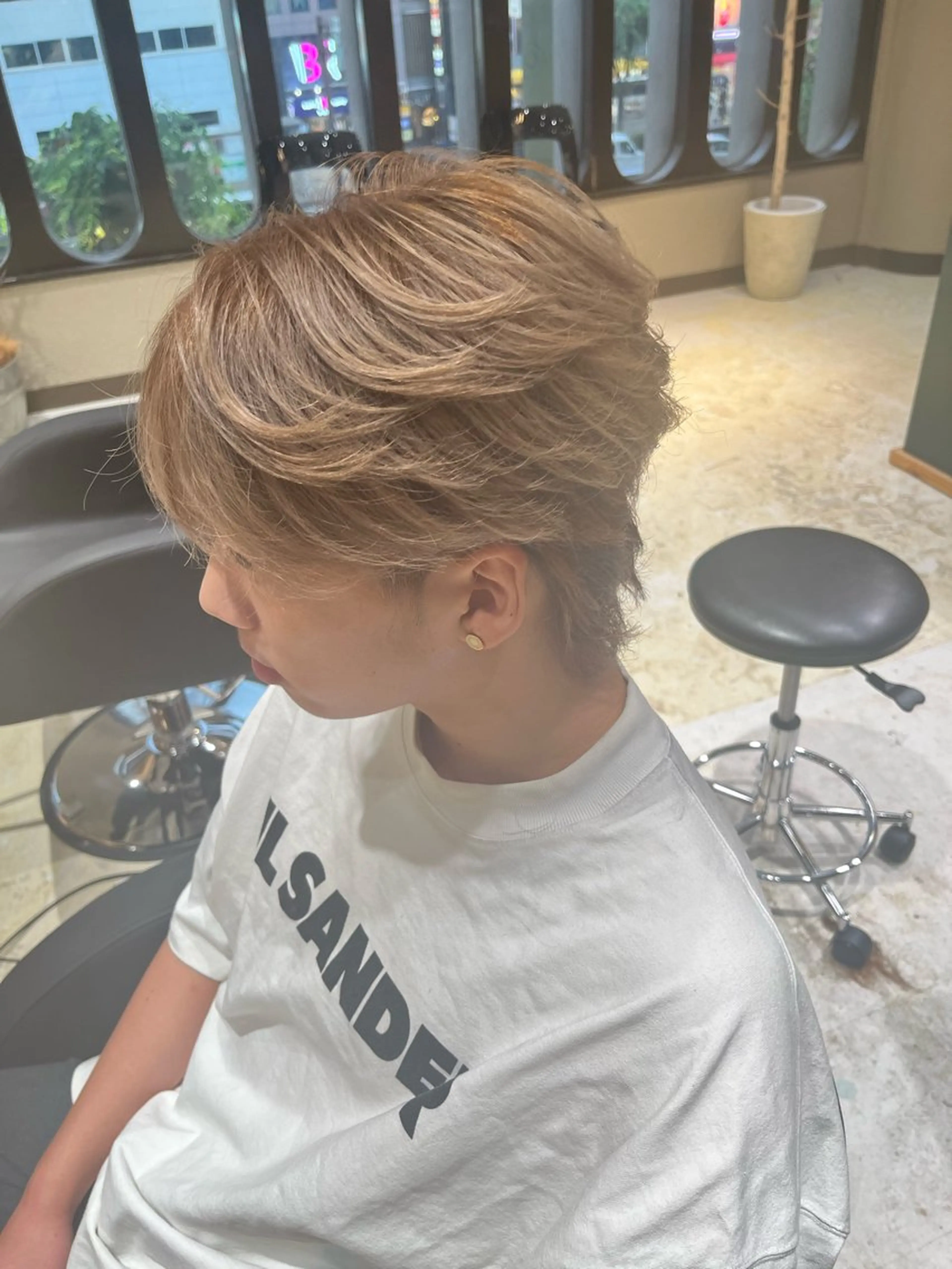 【💈1日2名限定メンズ特別クーポン💈🉐】《☀️メンズカラー+デザインカット☀️》の写真