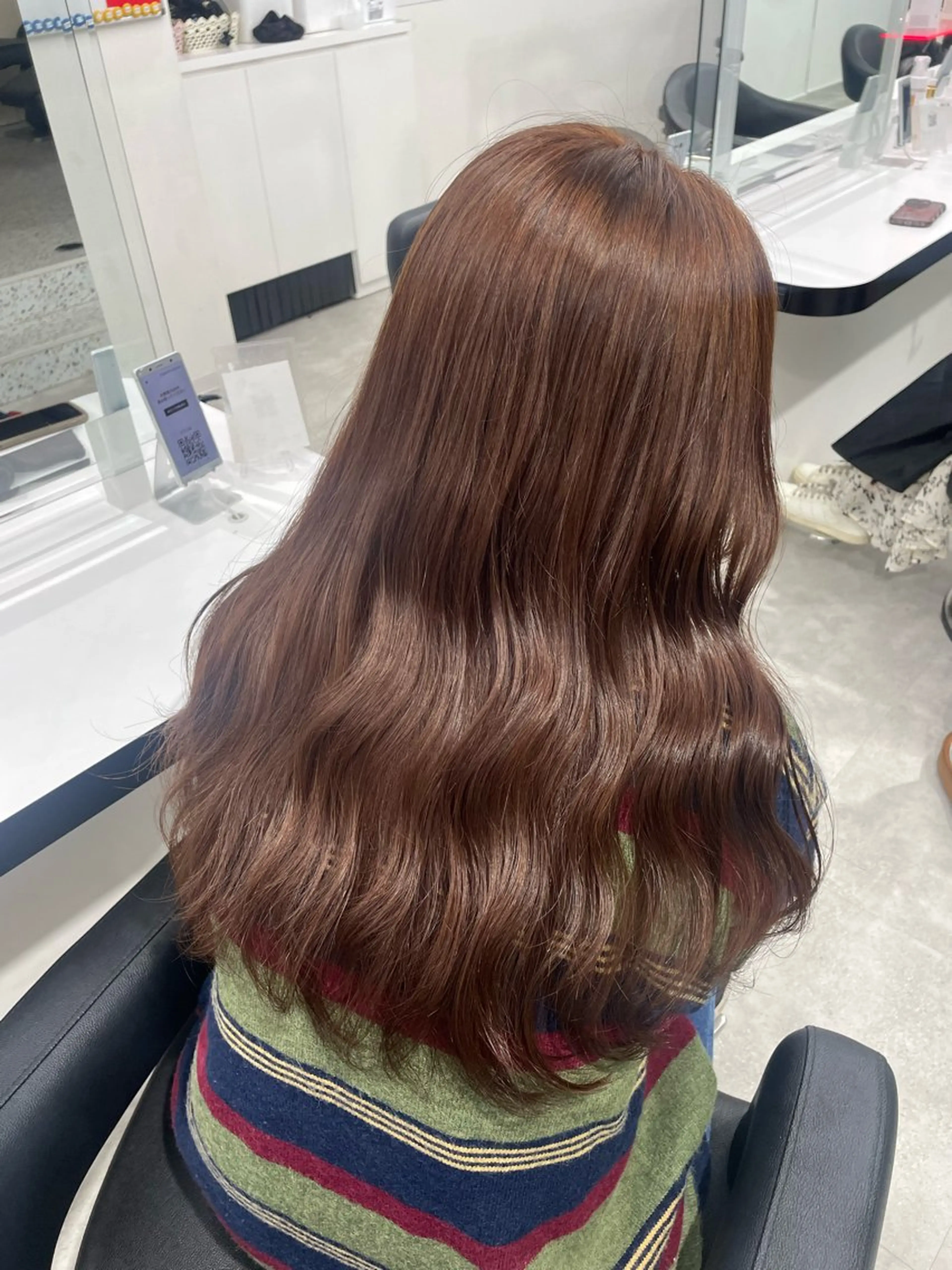 ロング カラー 履歴修正屋さん／ ブロンド／ホワイトのヘアスタイル