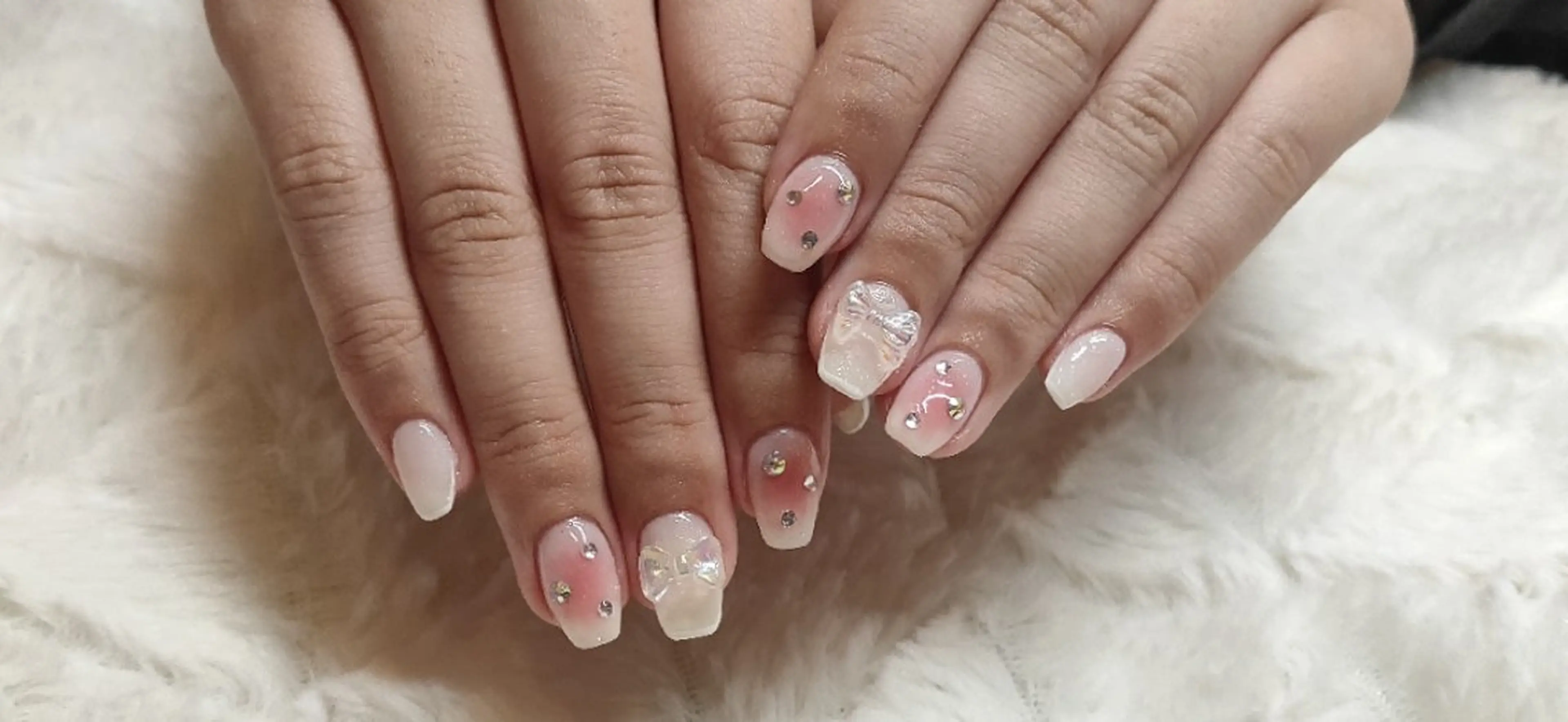 ネイル ecrinエクラン kana🌺のネイルデザイン