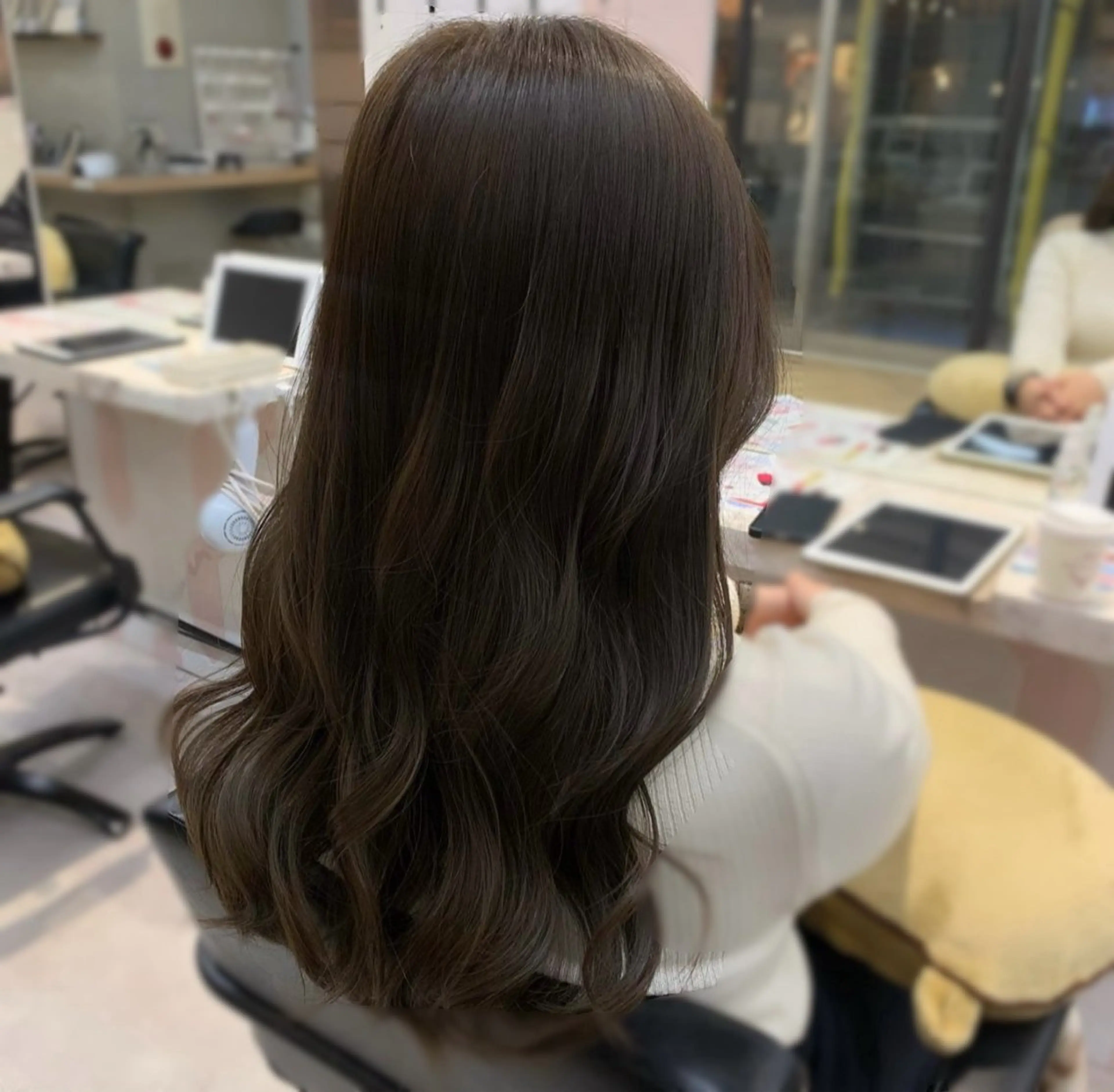 ロング カラー ベージュカラー オリーブベージュ 🦋透明感艶カラー 🫧/Yuu🦋のヘアスタイル