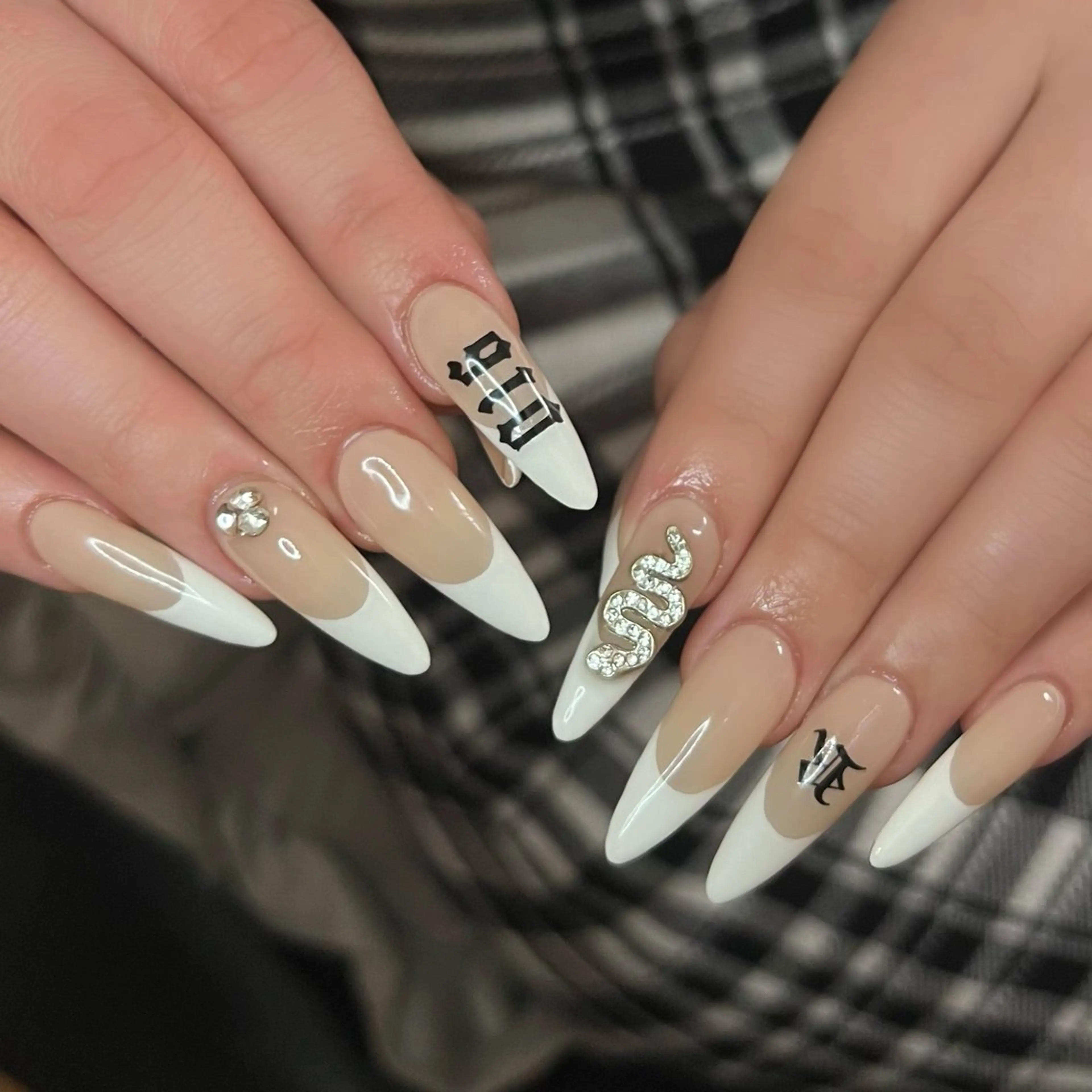 ネイル yuan⭐️ pas á pasのネイルデザイン