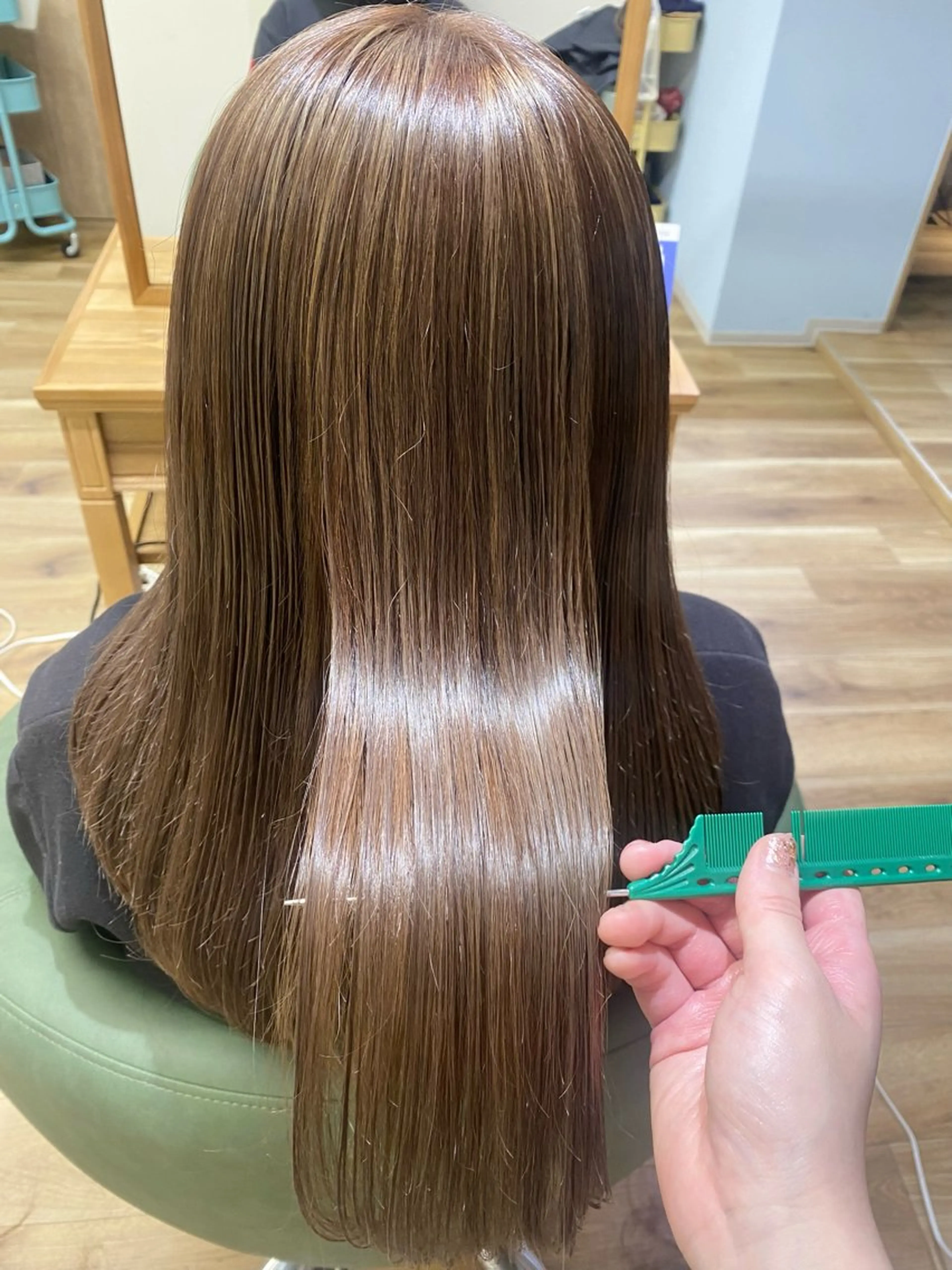 ロング カラー パーマ 古川 琴美のヘアスタイル