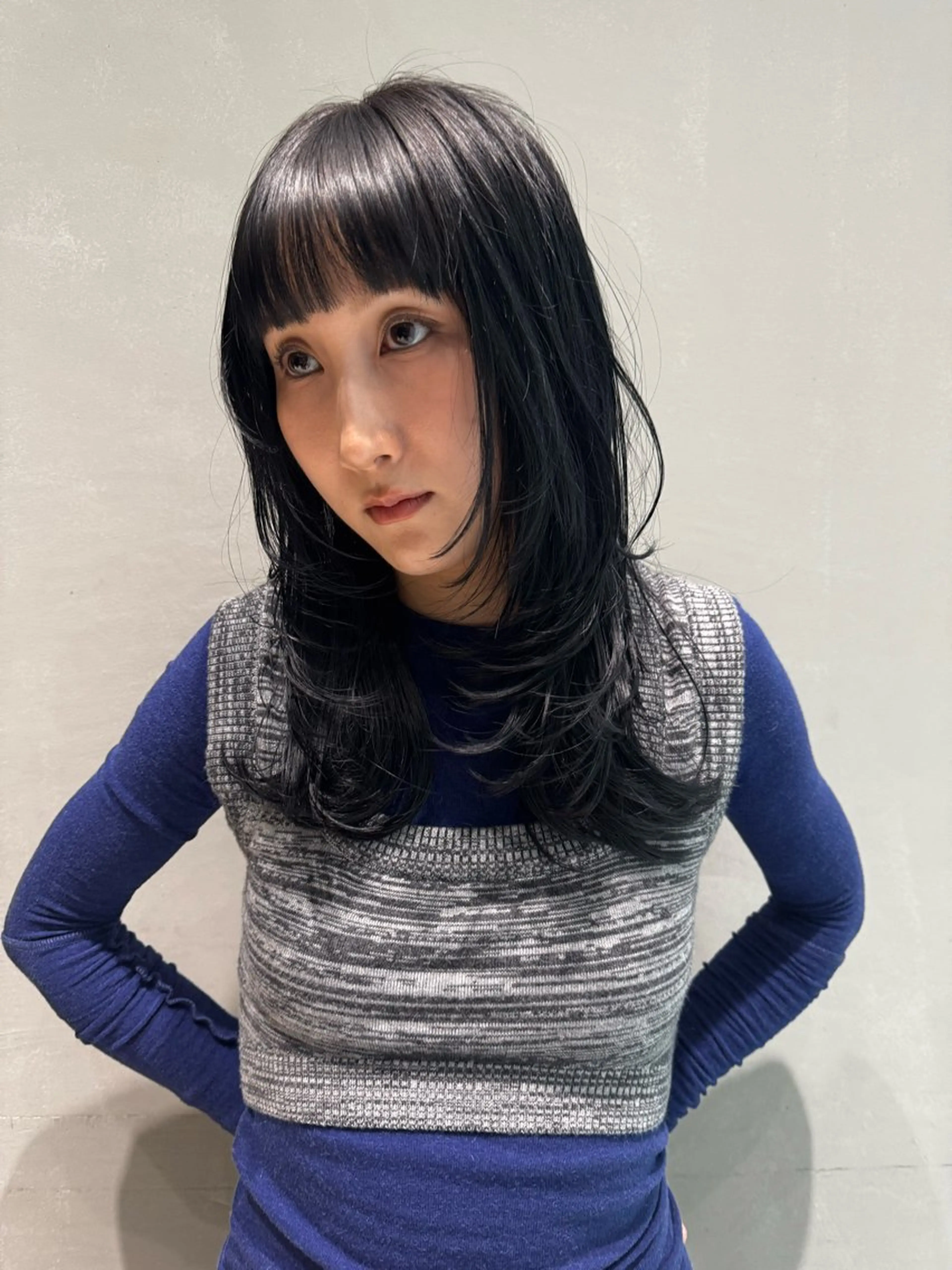 セミロング カラー ブリーチカラー アンブレラカラーのヘアスタイル