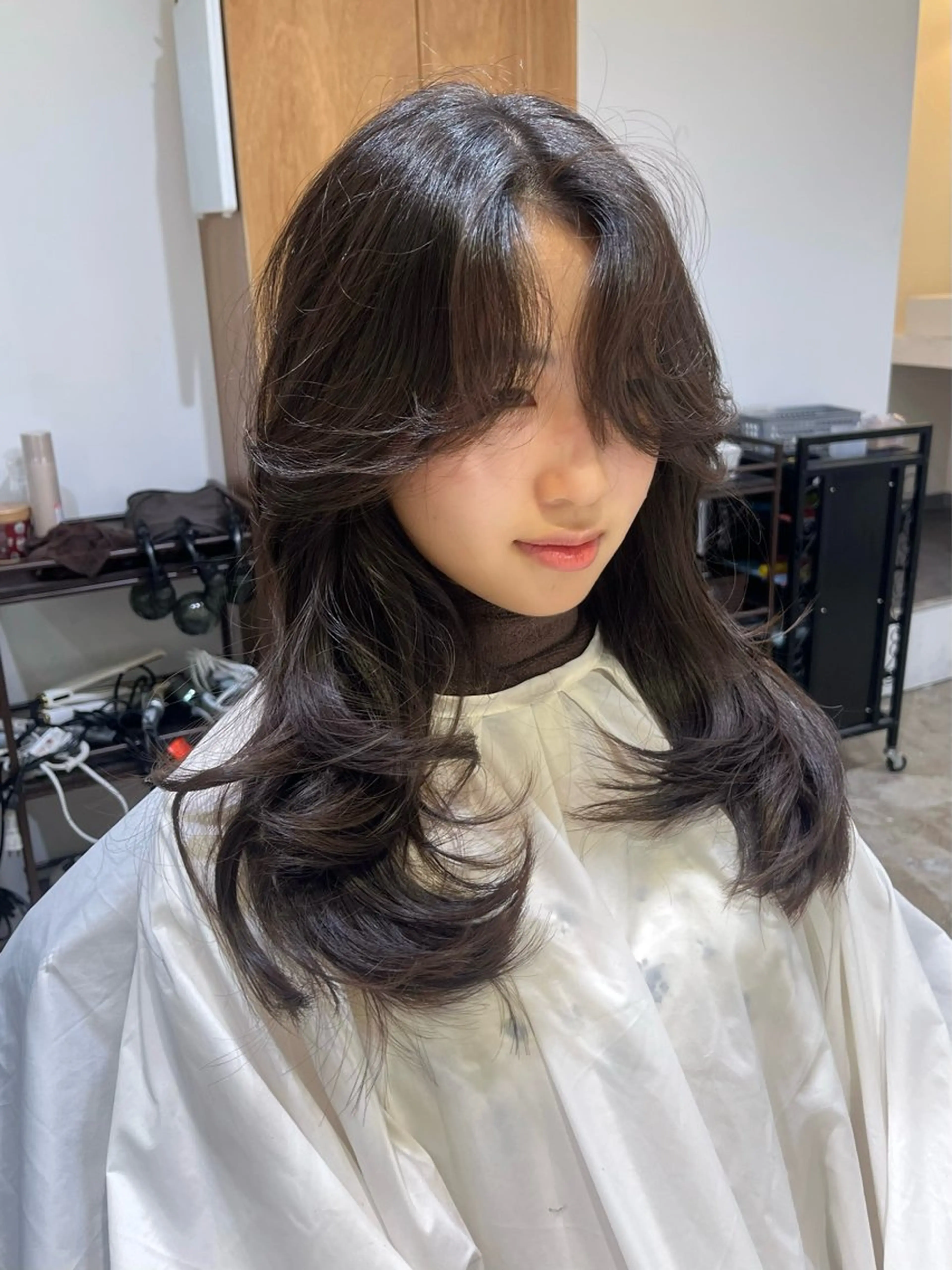 セミロング 小顔カット カット トリートメント Fev AYAHAのヘアスタイル